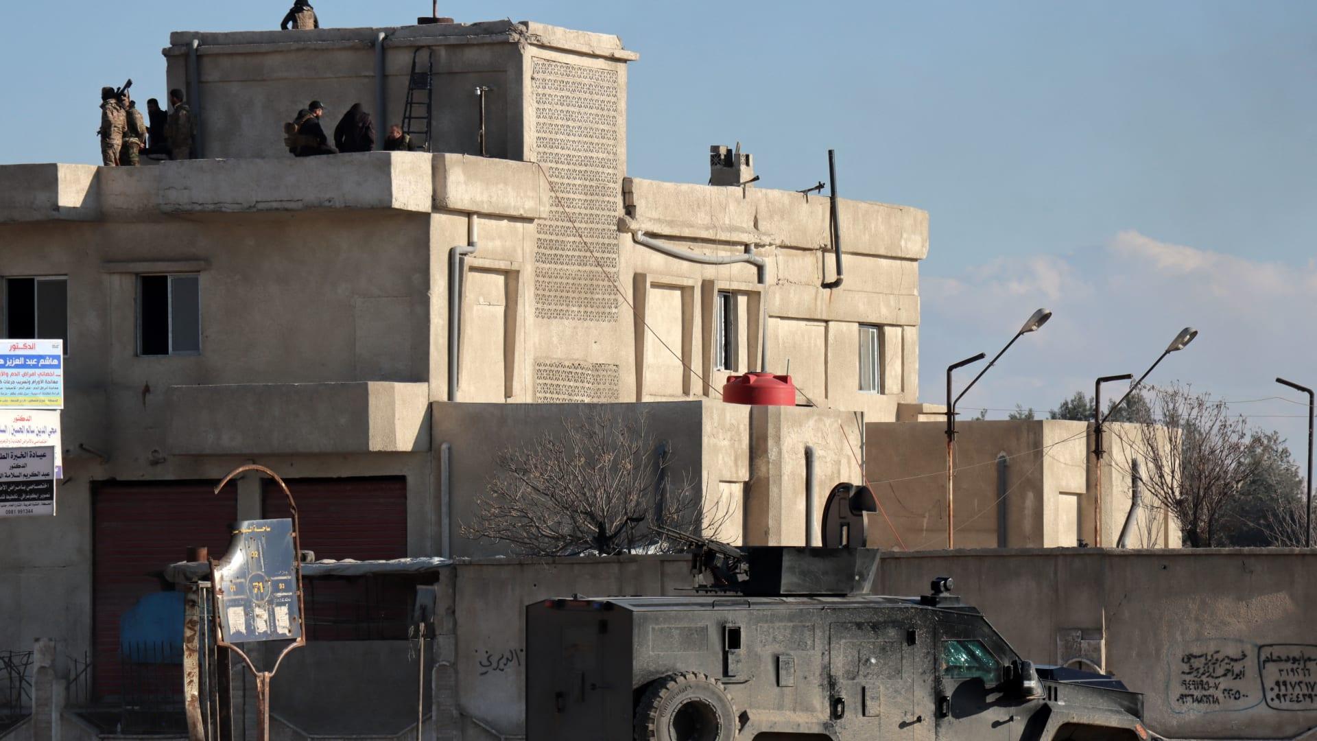 ھەزار تیرۆریستی داعش خۆیان رادەستی ھەسەدە کردووە