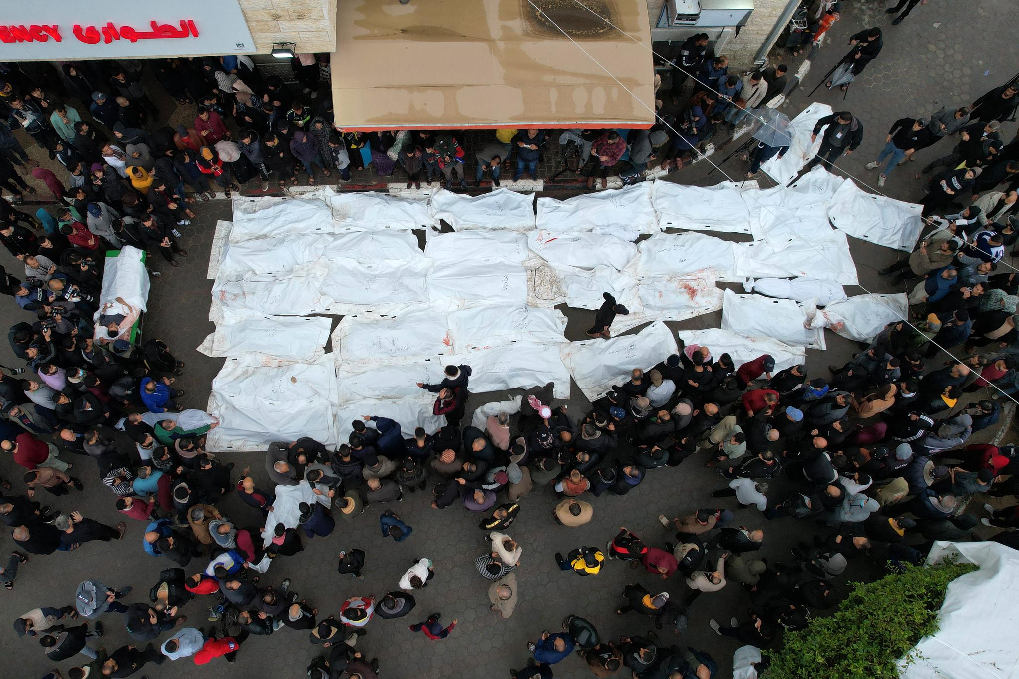 ژمارەی فەڵەستینیە کوژراوەکان لە غەززە ٢٠ ھەزار کەسی تێپەڕاند