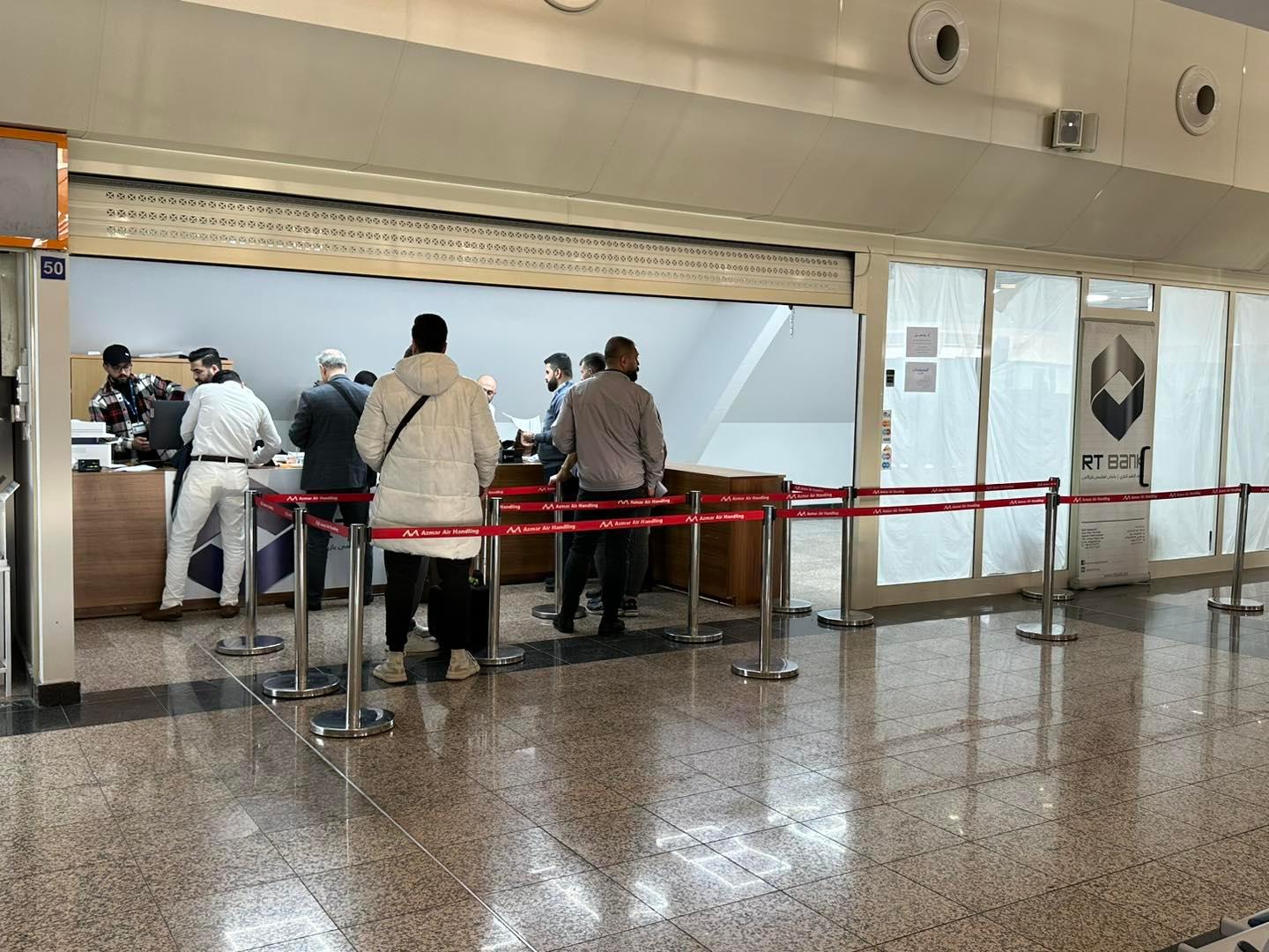 فرۆشتنی دۆلار بە نرخی بانکی ناوەندیی بە گەشتیاران دەستپێدەکاتەوە