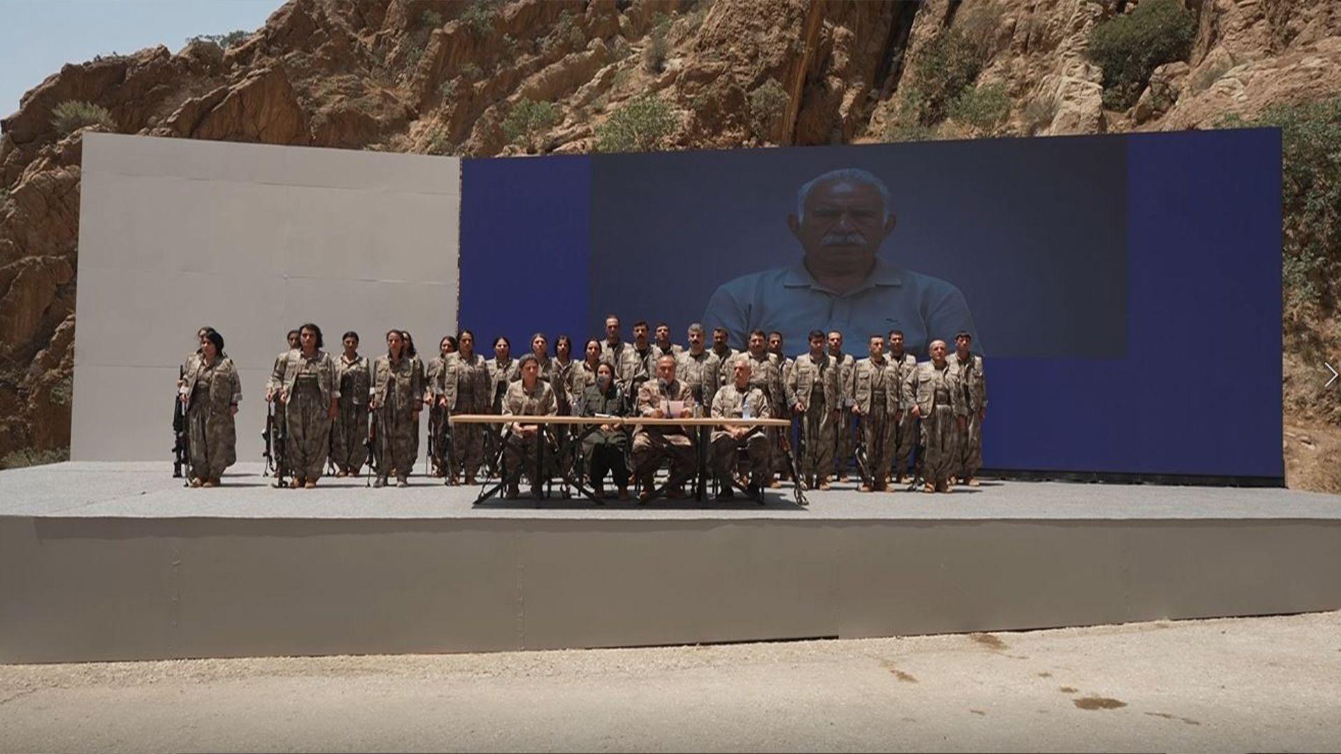 ئەو گەریلانەی پەكەكە كە چەكەكانیان لەناوبرد بە ناوی گروپی ئاشتی و كۆمەڵگەی دیموكراتی راگەیەنراوێكیان بڵاوكردەوە