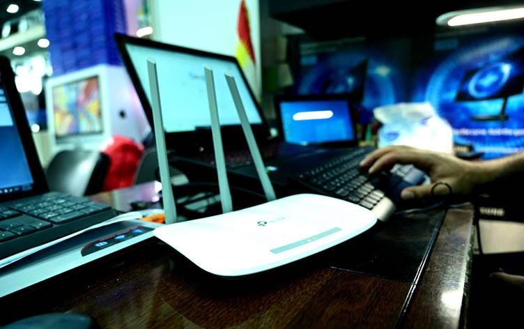 فەرمانی کەمکردنەوەی نرخی ئینتەرنێت ئاڕاستەی کۆمپانیاکان کرا