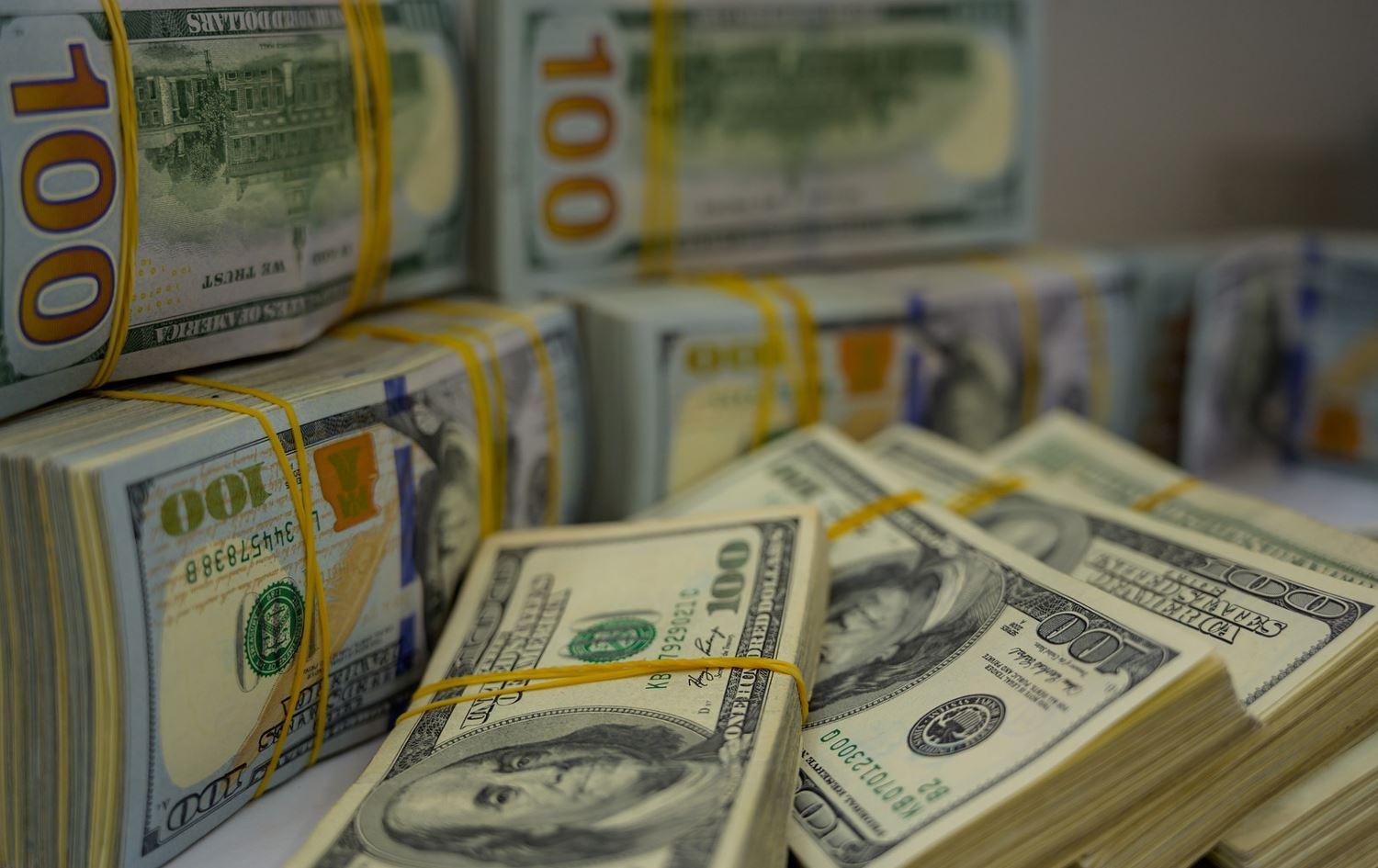 جێگری سەرۆککۆماری ئێران: بەشێکی بەرچاو لە پارە بلۆککراوەکانمان ئازاد کراون