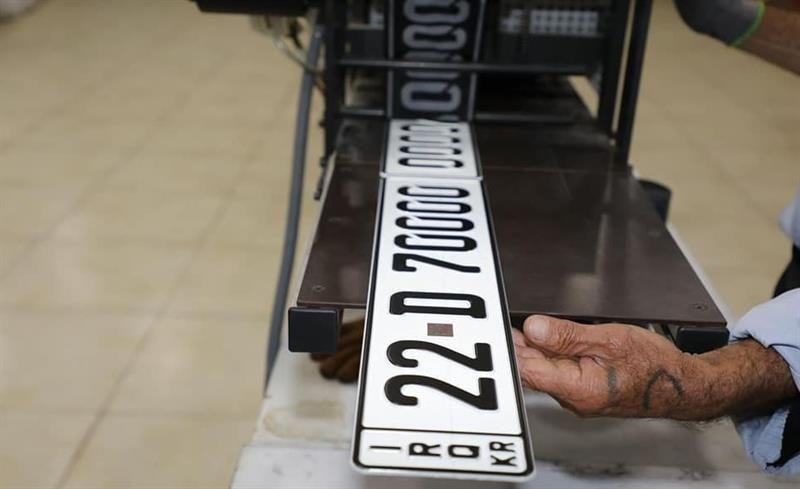 المرور تباشر بطباعة لوحات تسجيل مركبات الأجرة في بغداد