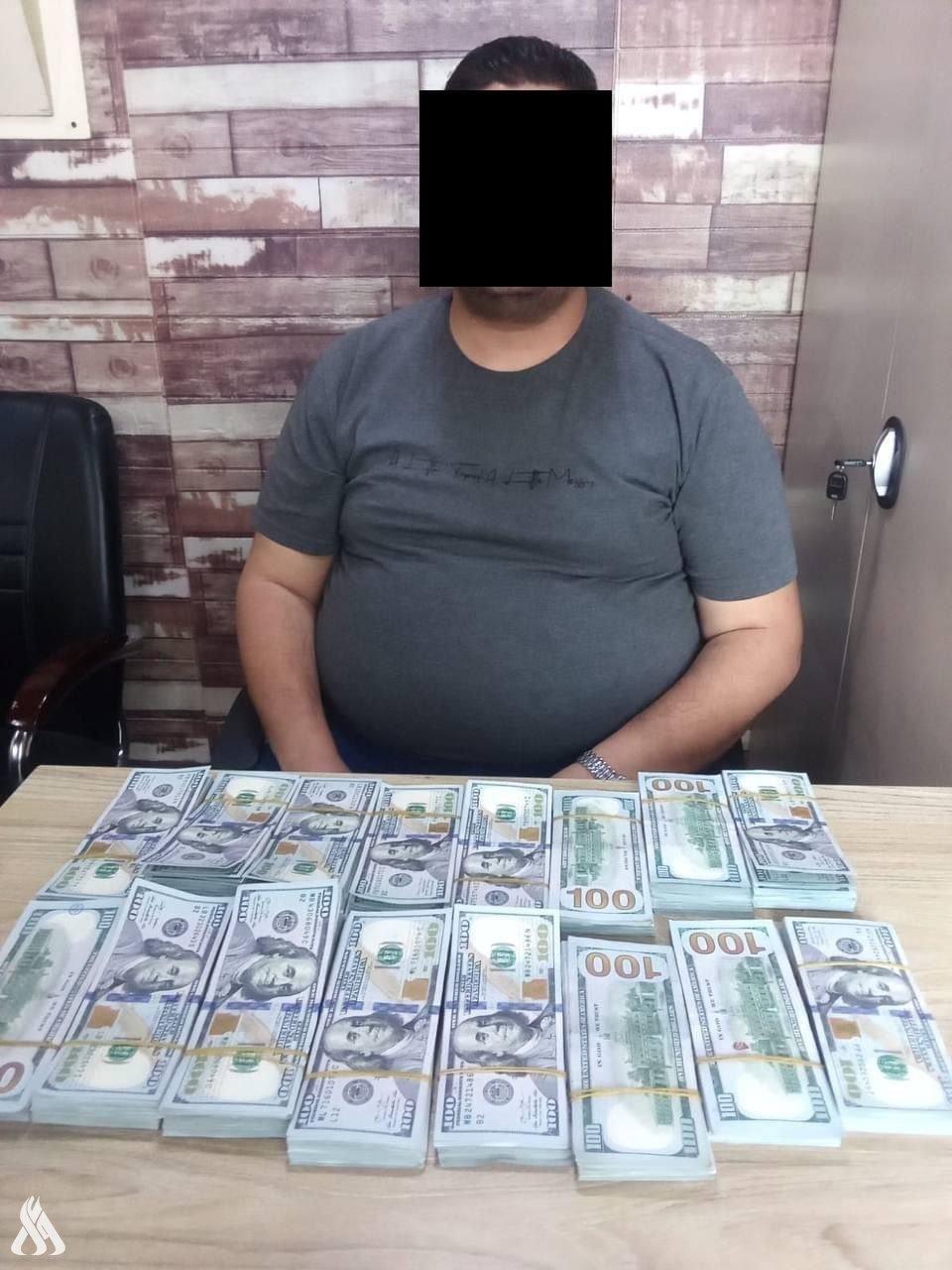 بەتۆمەتی بەقاچاغ بردنی دۆلار بۆ دەرەوە پۆلیسی موسڵ کەسێکی دەستگیردەکات