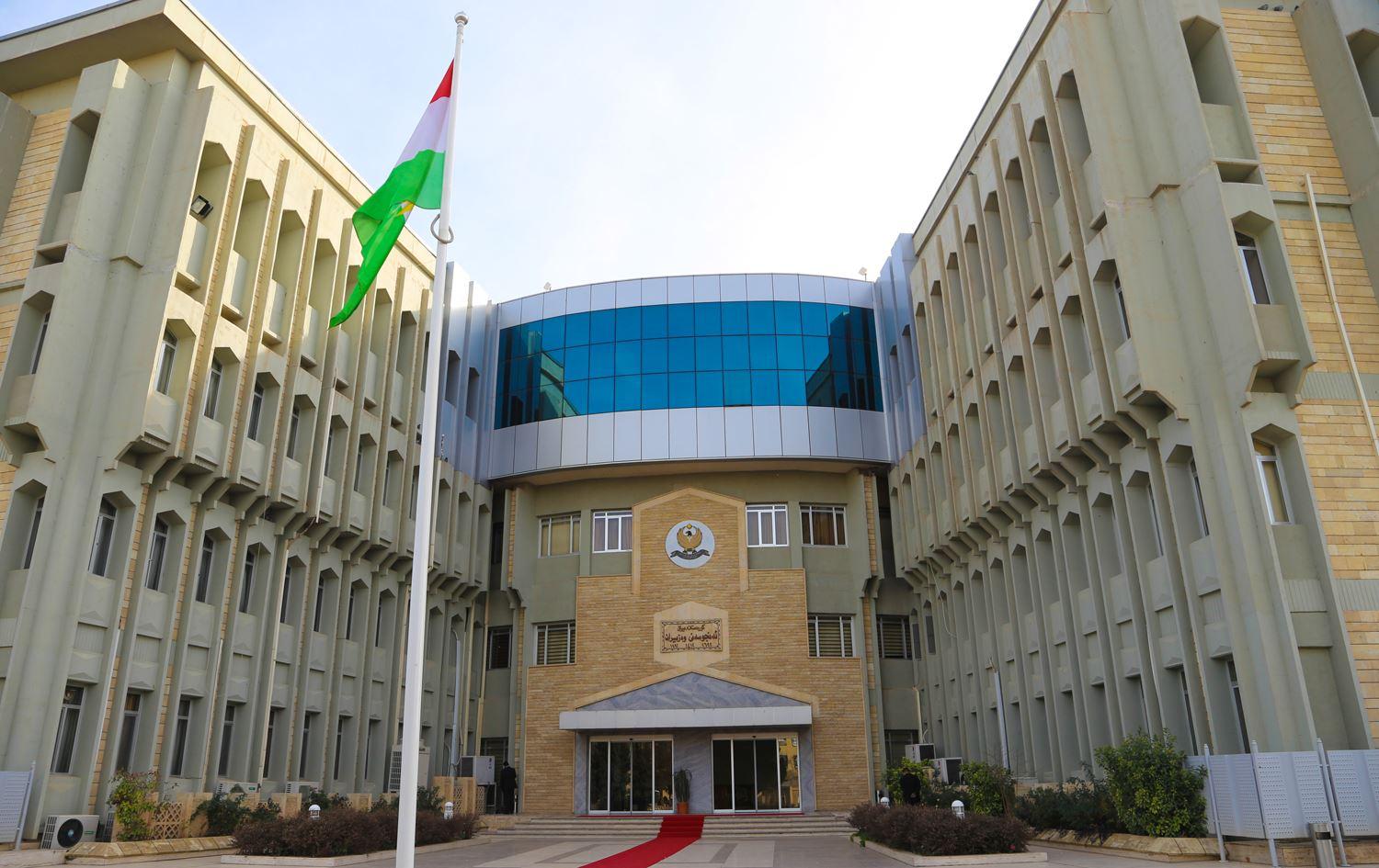 سەرۆکی ئەنجوومەنی گشتی ڕاژە: پێداچوونەوە بە میلاک و ڕاژەی فەرمانبەران دەکرێت