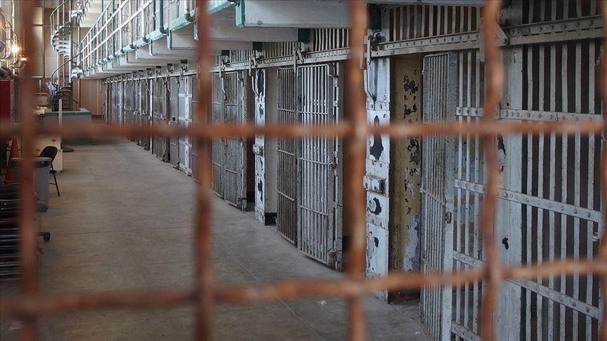 ئەو زیندانییەی لە چاکسازی ھەولێر قاچێکی لەدەستدا باس لە دۆخی ئێستای دەکات