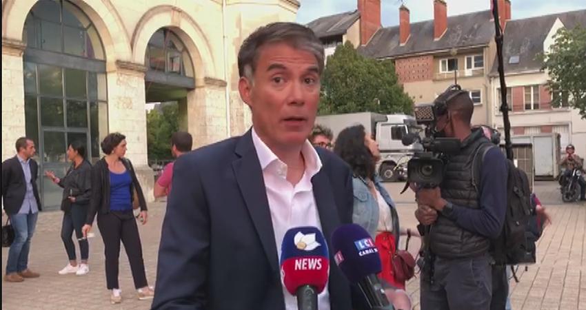 پارتی سۆسیالستی فەڕەنسا ھەوڵی بەدەستھێنانەوەی کورسی سەرۆک کۆمار دەدات