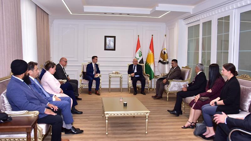 وەزیری دارایی پێشوازی لە وەفدێکی پەرلەمانی کەنەدا دەکات  