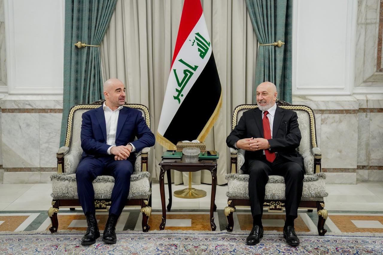 رئيس الجمهورية يؤكد لرئيس الاتحاد الوطني أهمية تعزيز التعاون بين حكومتي الاتحادية والاقليم