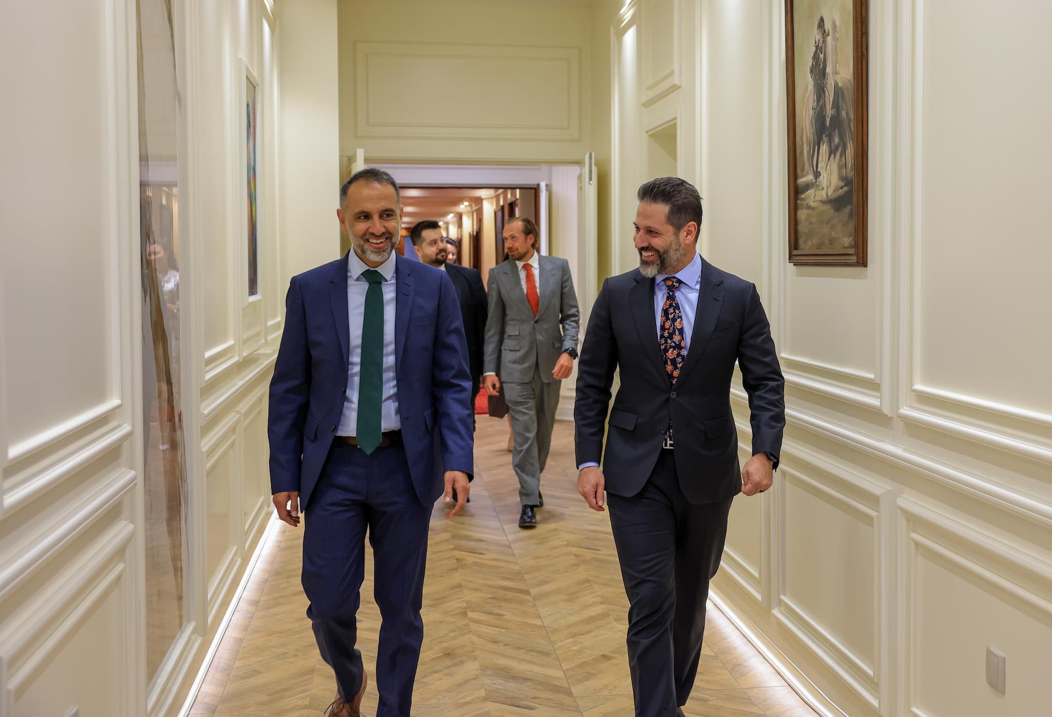article gallery image