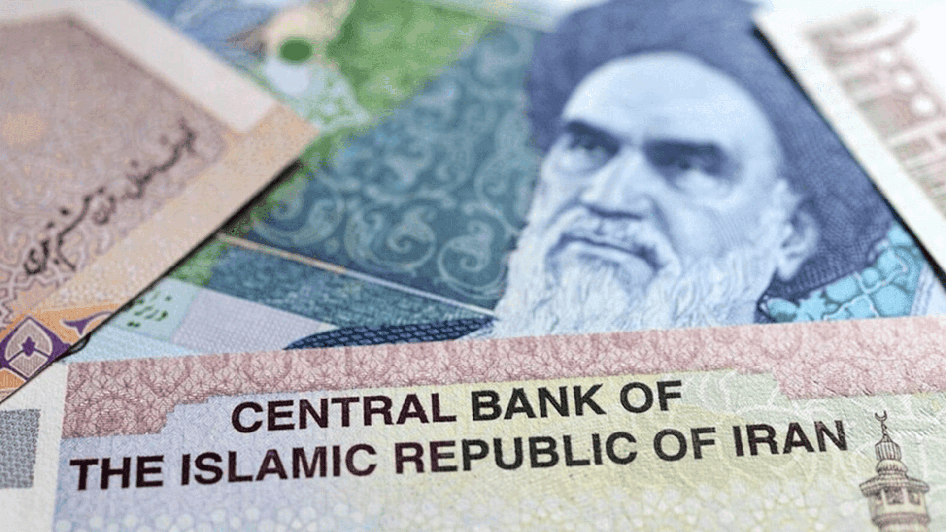 ئێران چوار سفری سەر دراوەكەی لابرد