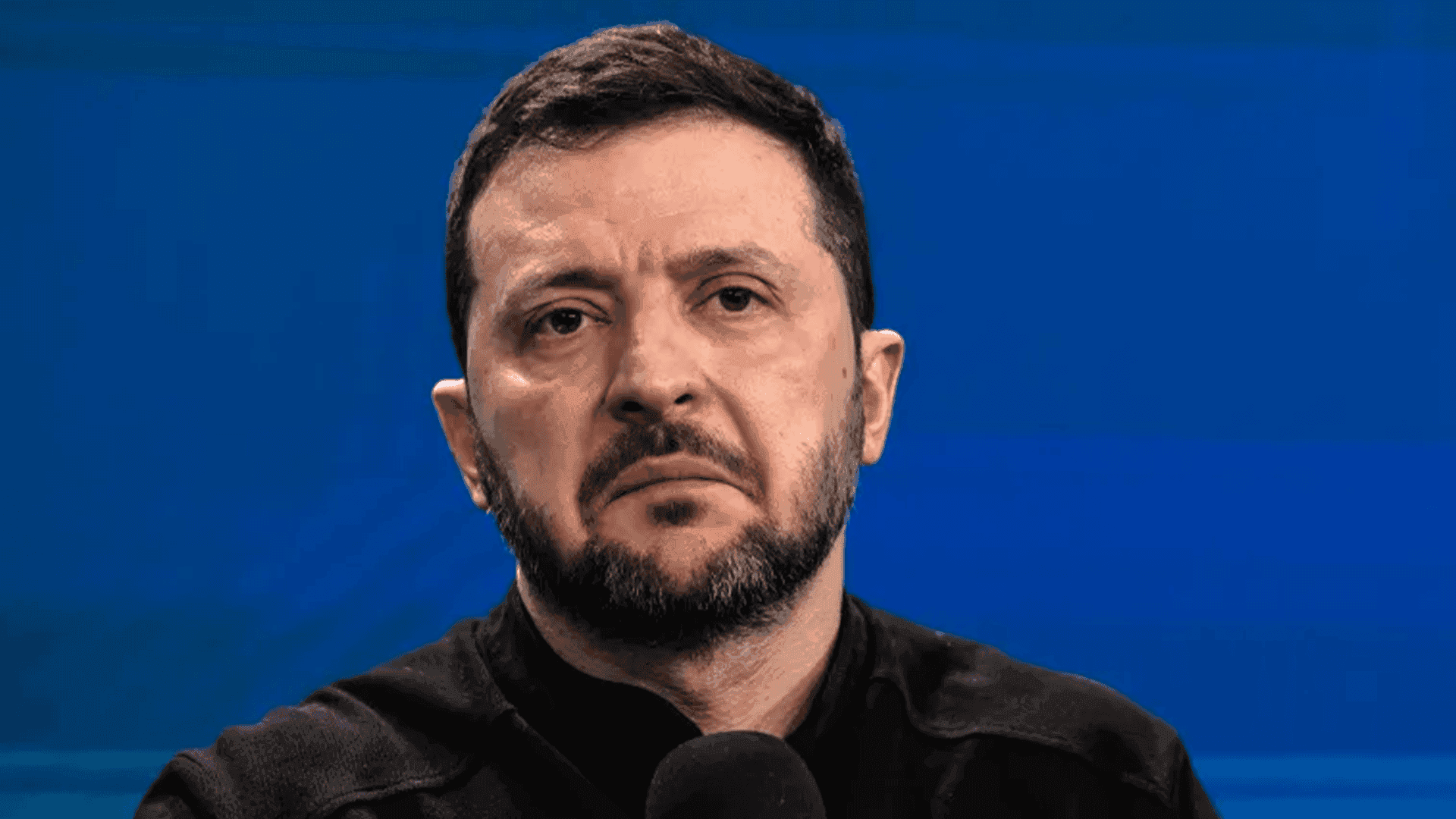 التلغراف: زيلينسكي مستعد للتخلي عن أراض أوكرانية من أجل سلام مع روسيا