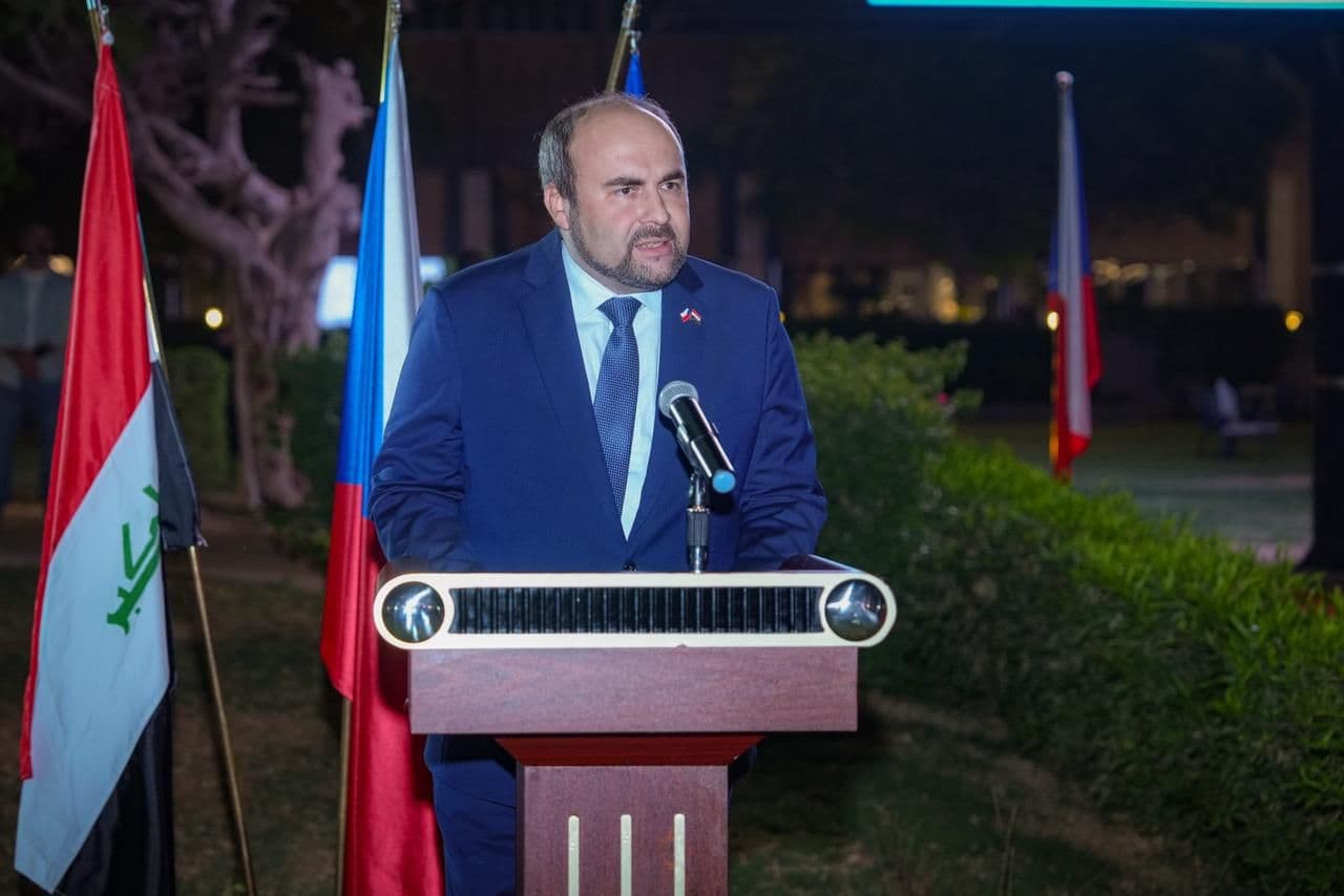 article gallery image