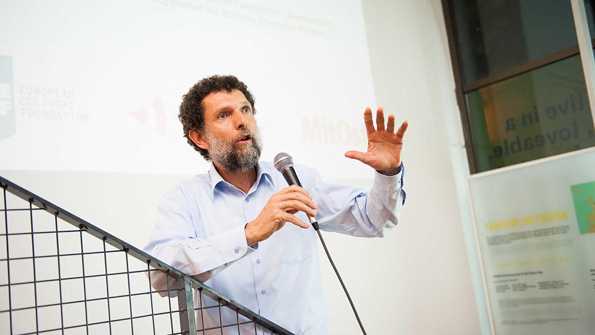 ئەڵمانیا لەبارەی سزادانی کاڤالا باڵیۆزی تورکیا بانگھێشت دەکات