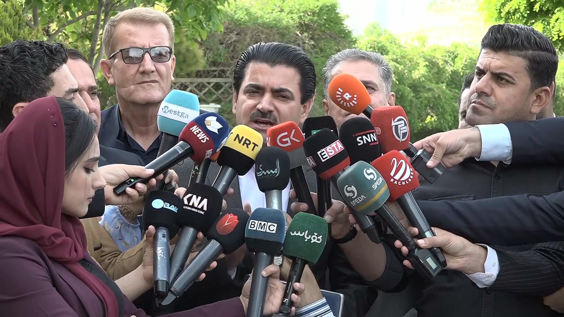 بافڵ جەلال تاڵەبانی بەڵێنی چارەسەرکردنی کێشەی کاسبکارانی سلێمانی دەدات