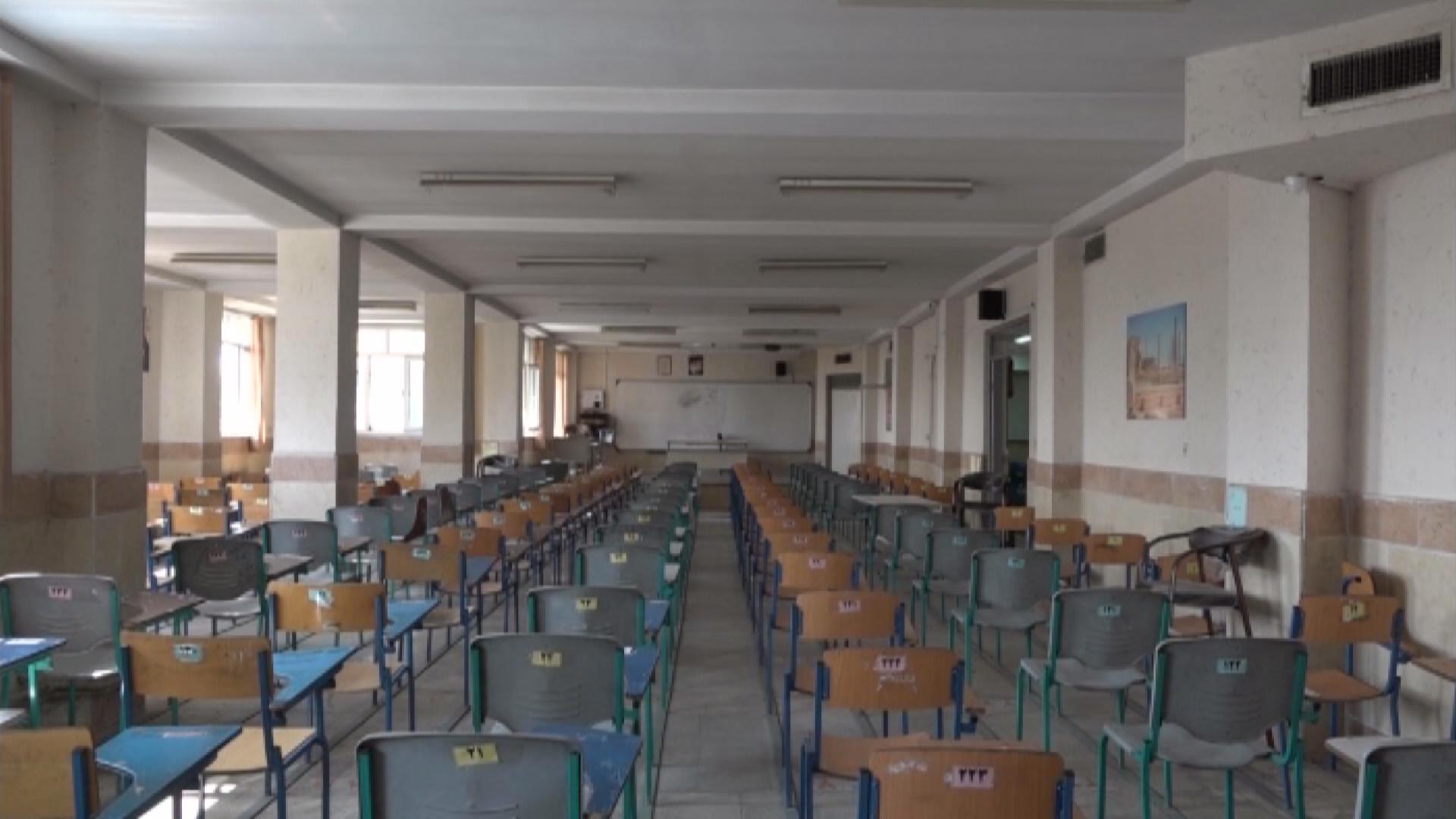 سەرۆک کۆماری ئێران داوای کردنەوەی ناوەندەکانی خوێندن دەکات