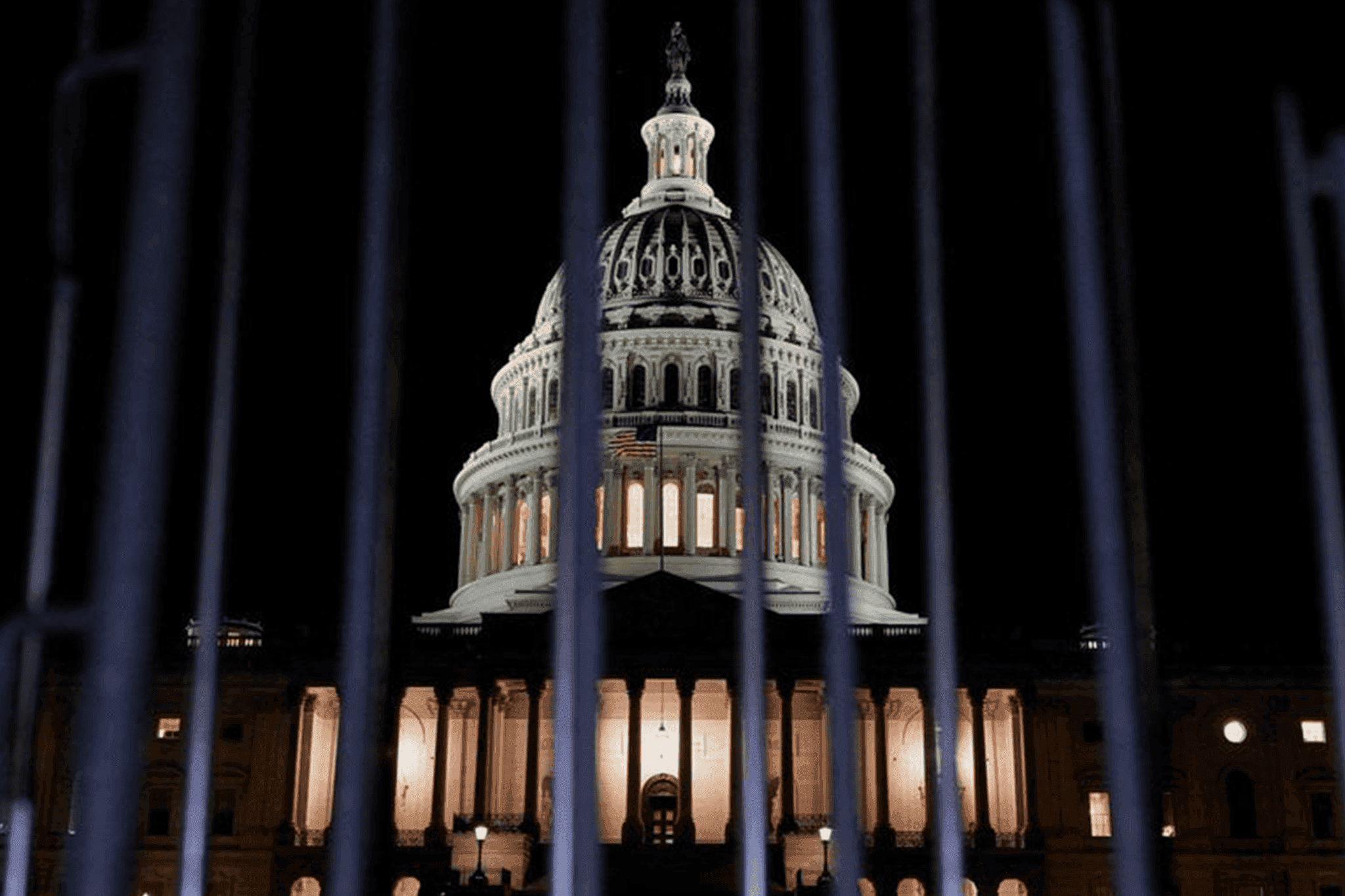 ترەمپ بۆ ئەنجومەنی پیرانی ئەمریكا: كۆتایی بە داخستنی حكومەت بهێنن