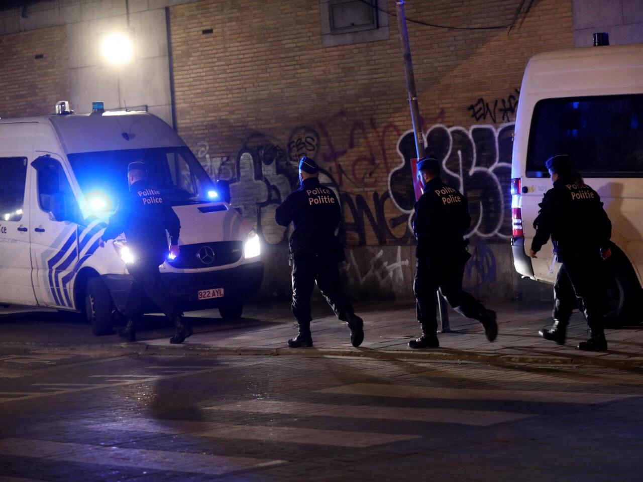 لە برۆکسل کەسێک بە چەقۆ سێ کەسی تری بریندار کرد