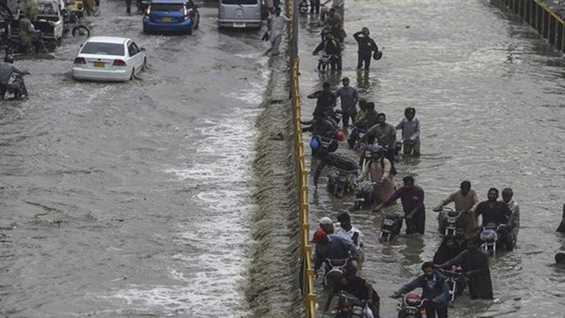 بەھۆی دروستبوونی لافاو لە پاکستان ٢٩ کەس گیانیانلەدەستدا
