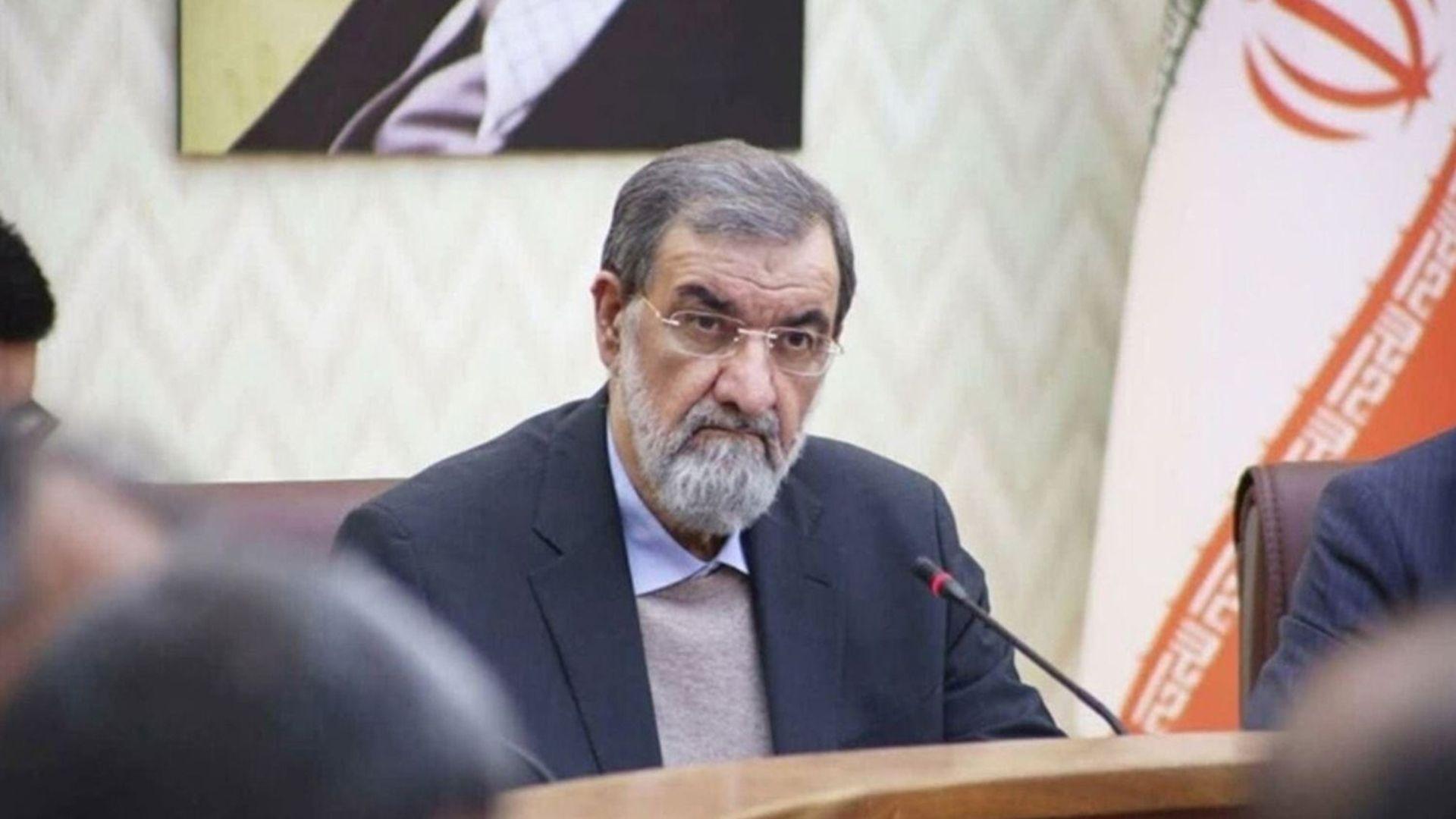 راوێژکارێکی موجتەبا خامنەیی: یەکێک لە کەشتییە جەنگییەکانی ئەمریکامان پێکاوە و دەیشارنەوە
