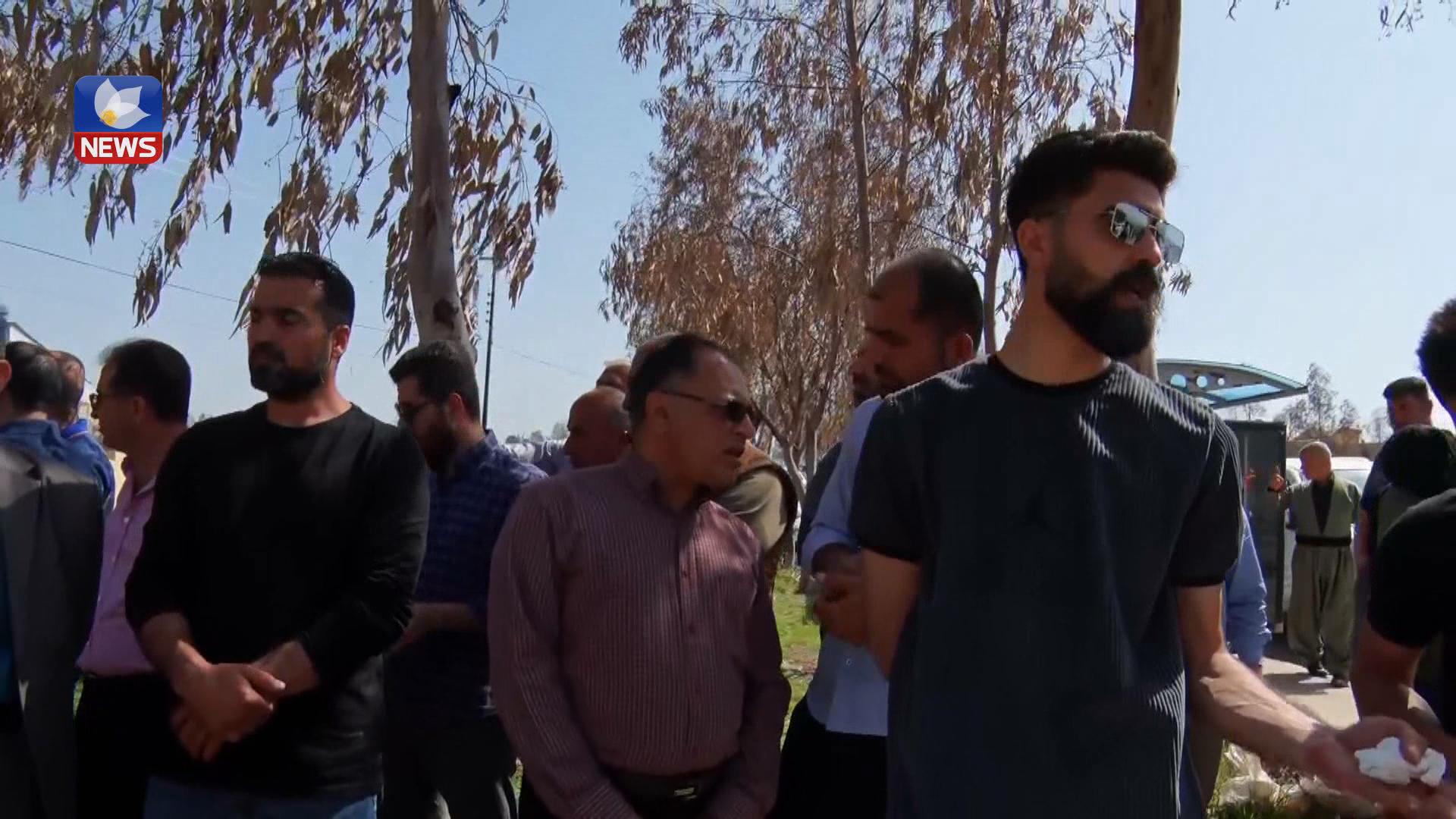 بەھۆی دواکەتنی مووچە مامۆستایان و فەرمانبەرانی کۆلێژی کشتوکاڵی لە سلێمانی گردبوونەوە