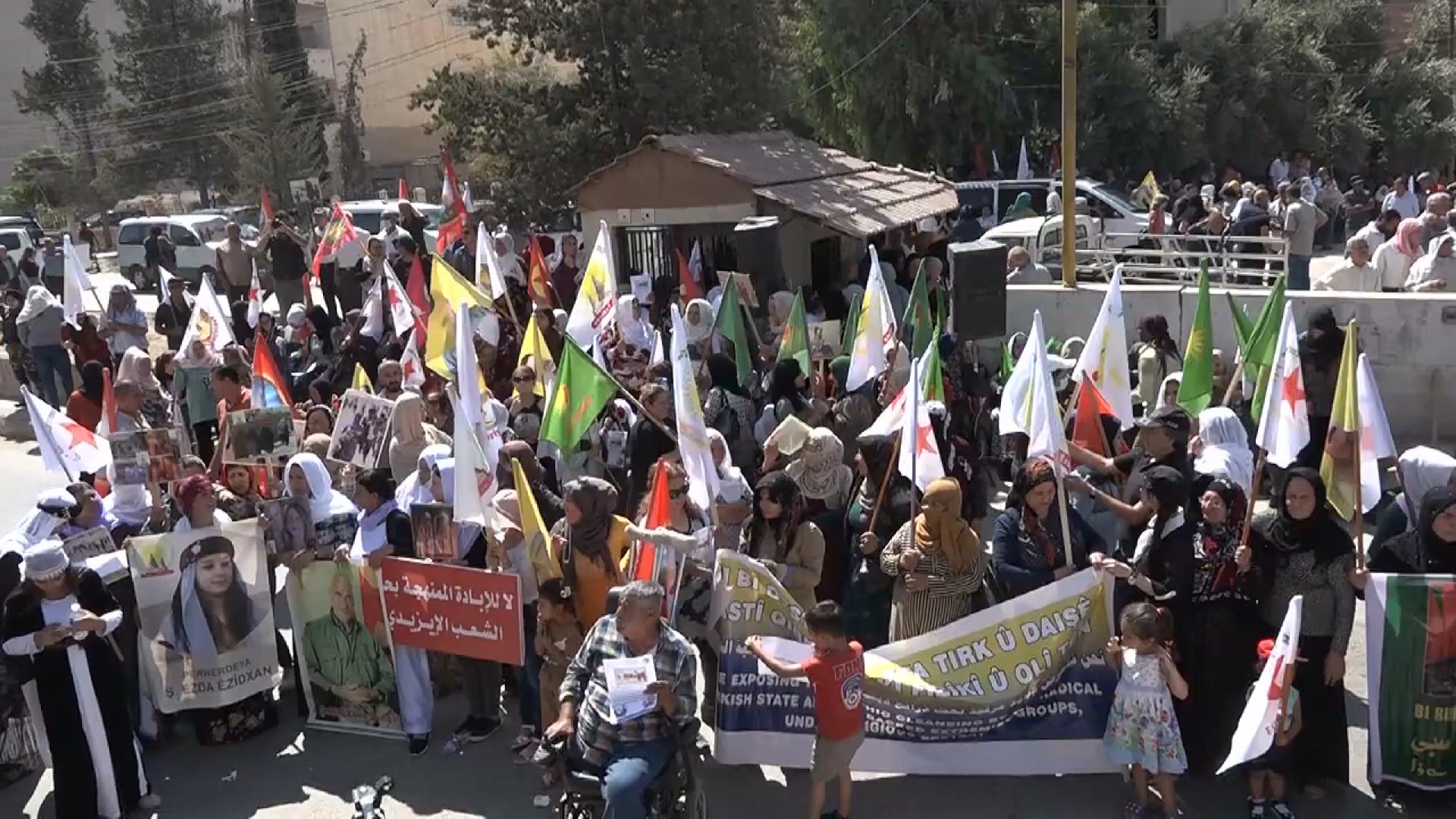 ئێزدییەکانی قامیشلۆ داوای بە جینۆسایدناساندنی کۆمەڵکوژی ئێزدییەکان دەکەن