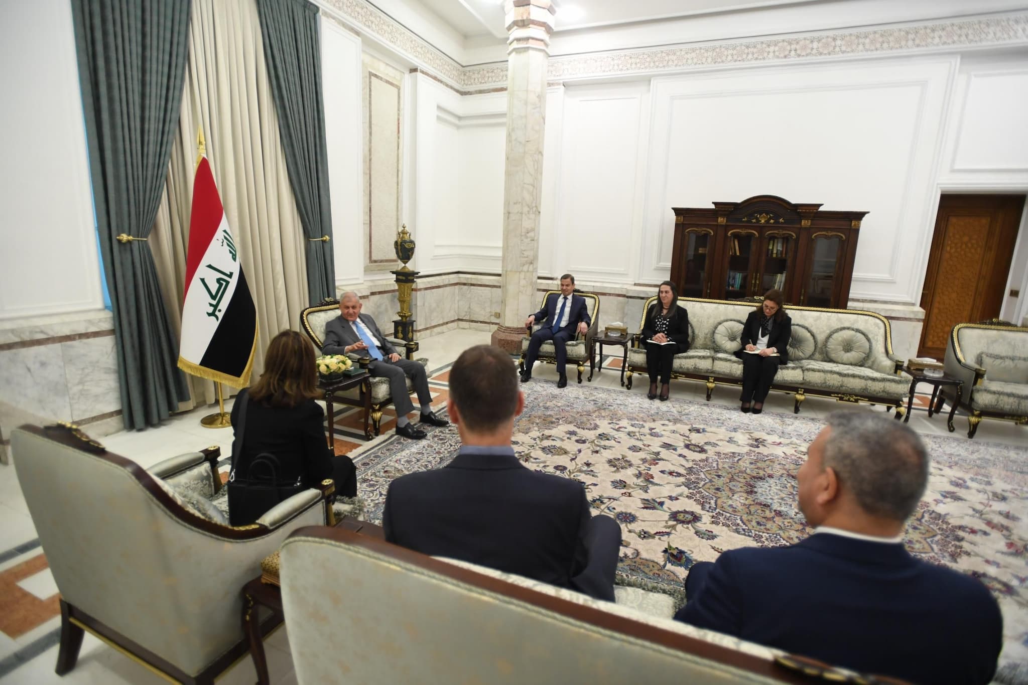 article gallery image
