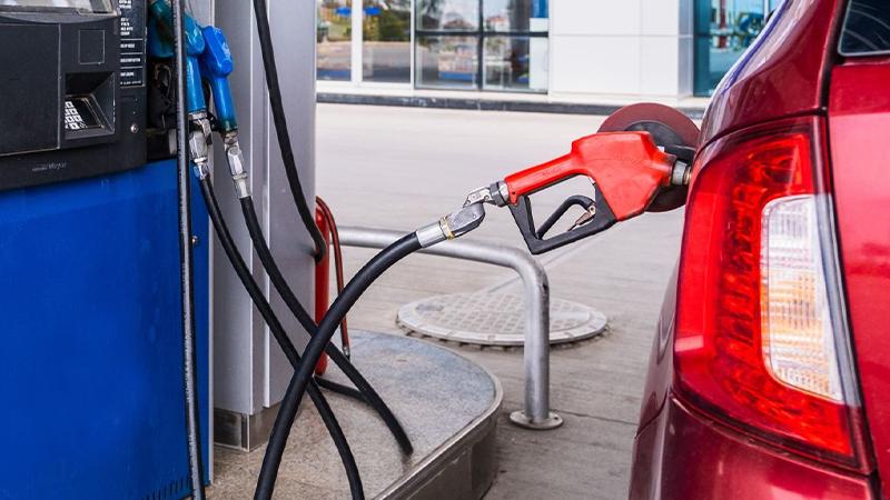 چوار رۆژە حکومەتی عێراق ناردنی بەنزینی ٧٥٠ دیناری بۆ ھەرێم راگرتووە