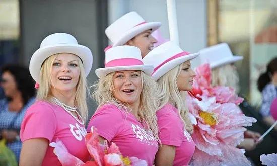 دولة تواجه ازمة غريبة.. نعاني من نقص الرجال