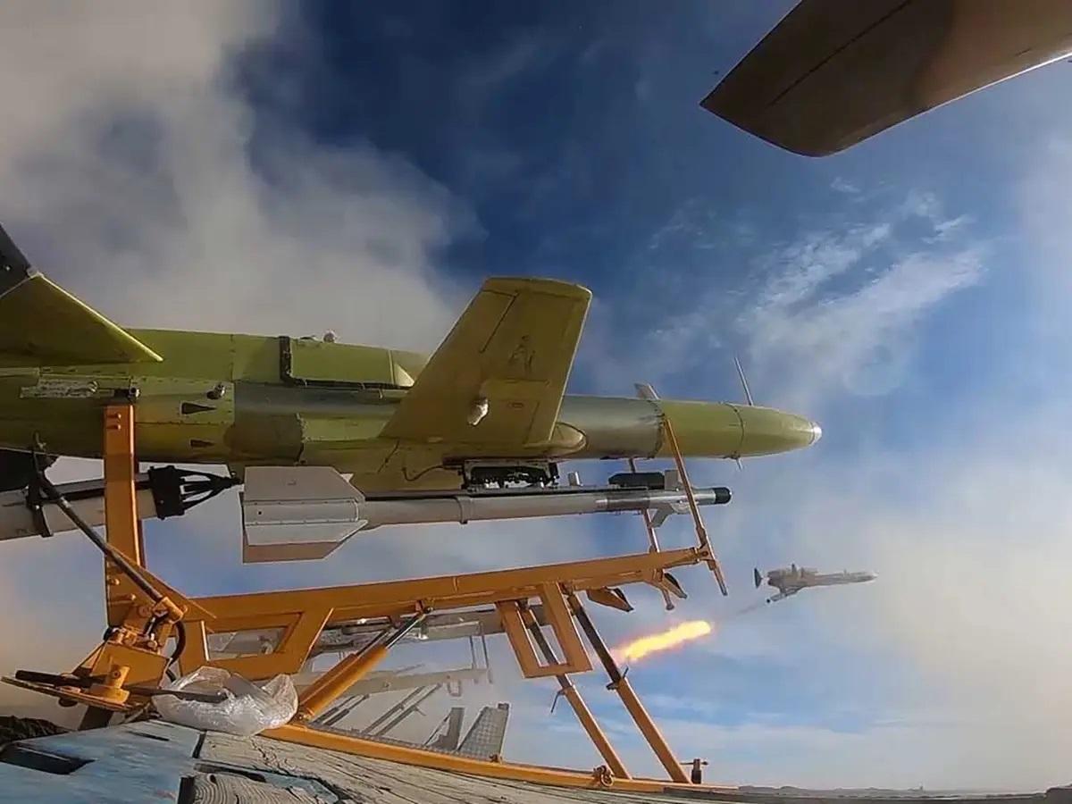 ئەمریکا ئەو کۆمپانیایانە سزا دەدات کە پشتیوانی پڕۆگرامی موشەکی و درۆنی ئێران دەکەن