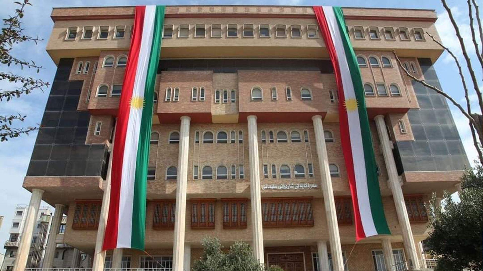 بە فەرمانێكی ئەنجومەنی وەزیرانی هەرێم 195 فەرمانبەری گرێبەستی شارەوانی سلێمانی لەكاردووخرانەوە