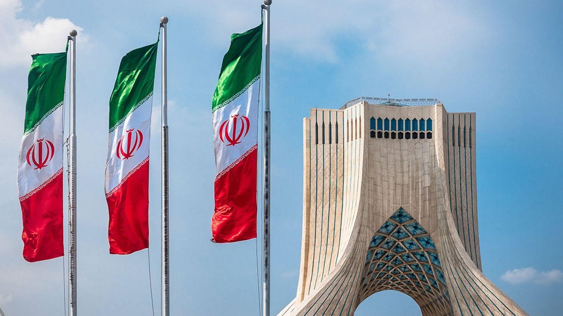 تاران: ئامانجگرتنی دورگەی لارک پێشێلکردنی سەروەریی نیشتمانیمانە و بە توندی وەڵامی دەدەینەوە