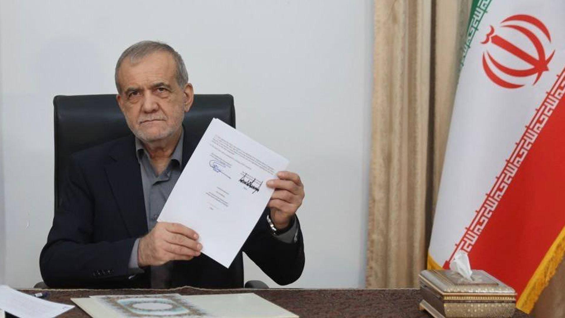 ئەمریكا دەستبەجێ گەمارۆ دەریاییەكەی سەر ئێران هەڵدەگیرێت