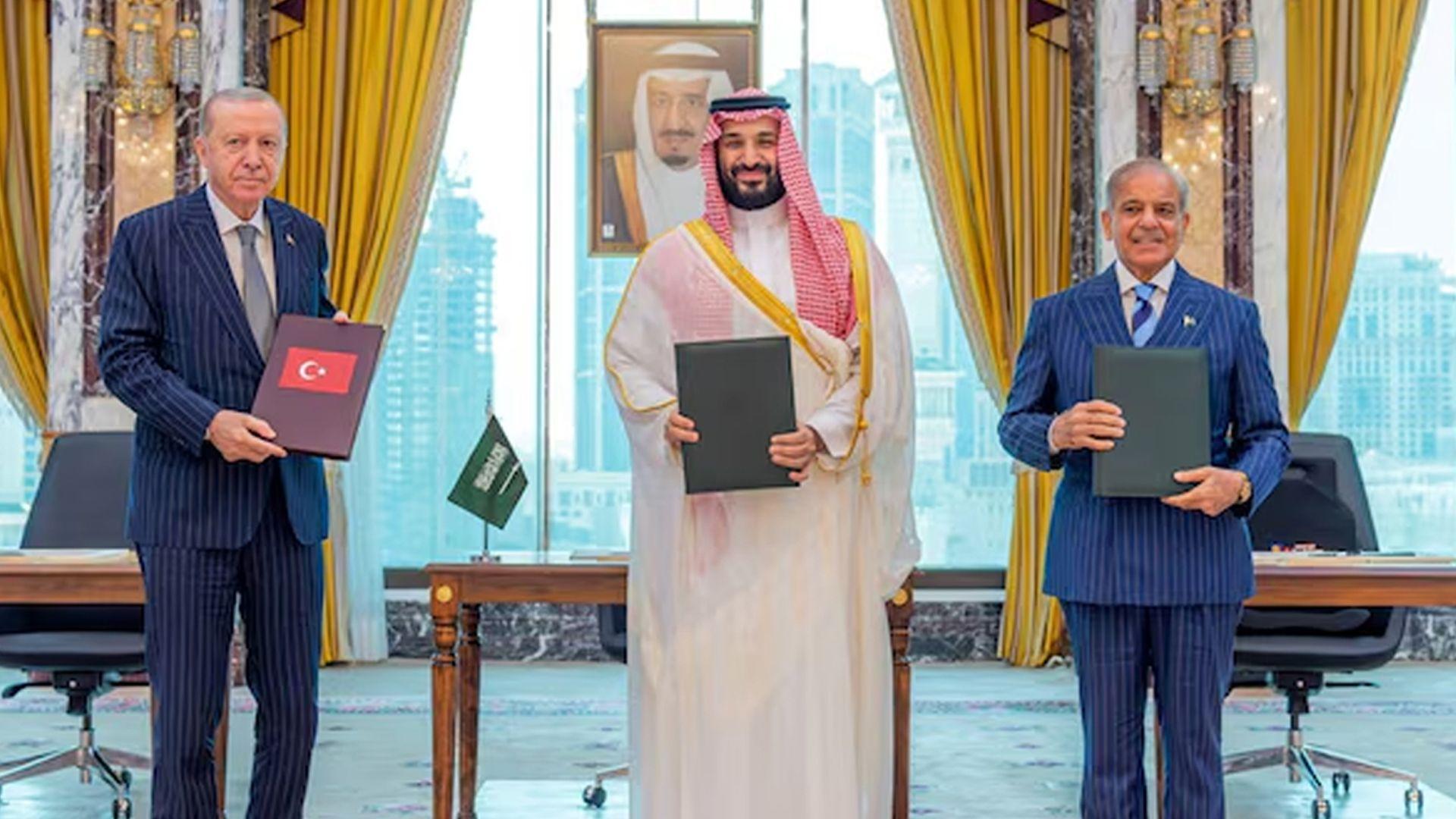 هاوپەیمانی مەککە کە لە تورکیا و سعودیە وپاکستان پێکهاتون، راگەیەندراوێکی هاوبەشیان بڵاوکردەوە