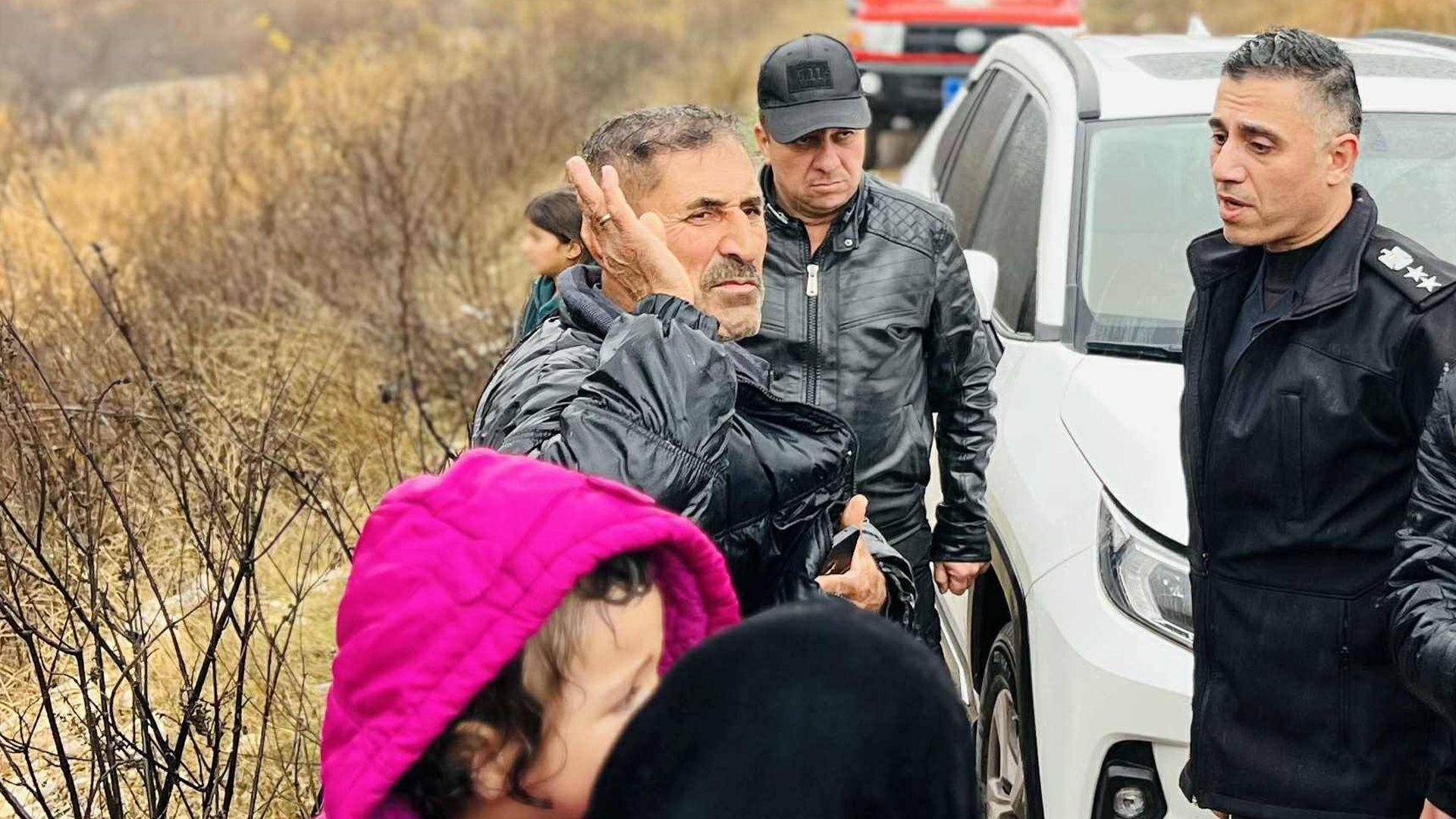 لە روباری حازر، بەرگری شارستانی ئاکرێ خیزانێکی لە خنکان رزگار کرد