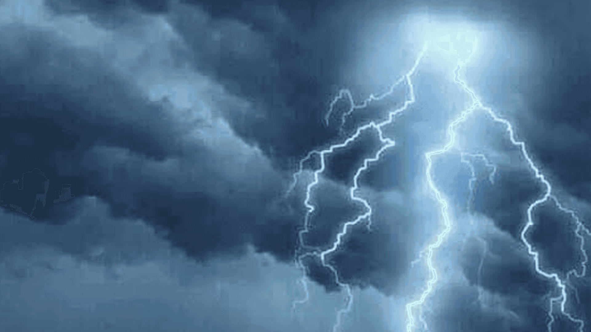 بەهۆی هەورەبروسکەوە سێ کەس گیانیان لەدەستداوە و  کەسێکیش بریندارن