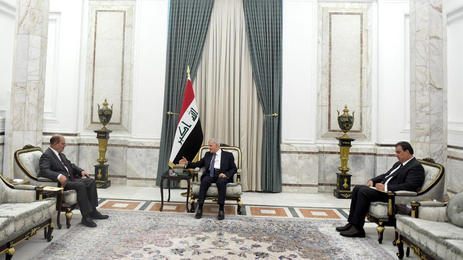 سەرۆک کۆمار پێشوازی لە نەقیبی سەندیکای رۆژنامەنووسانی عیراق دەکات