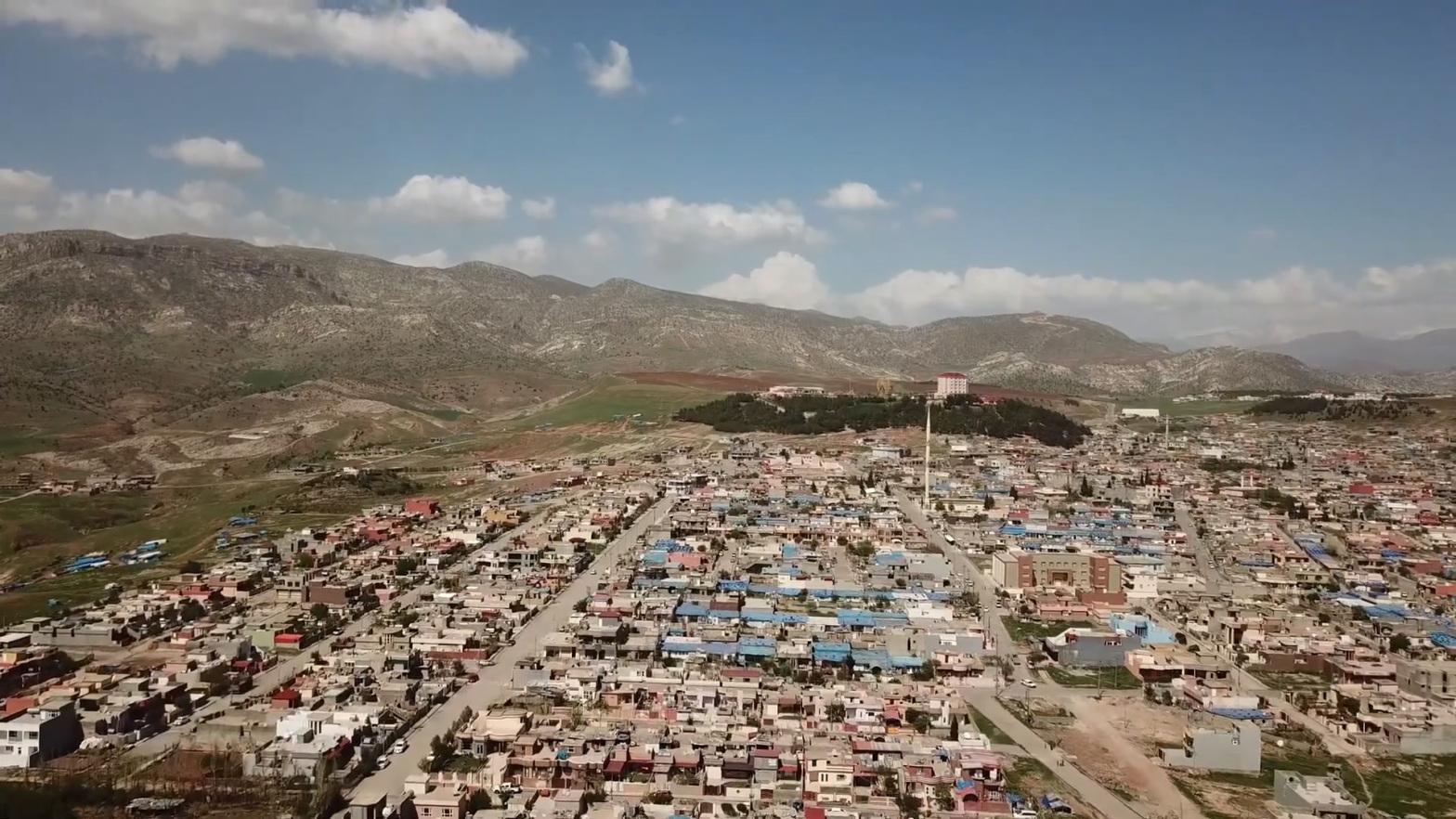 بەھۆی تەقەی سوپای تورکیا ئاگر لە گوندێکی ناحیەی باتیفا کەوتەوە
