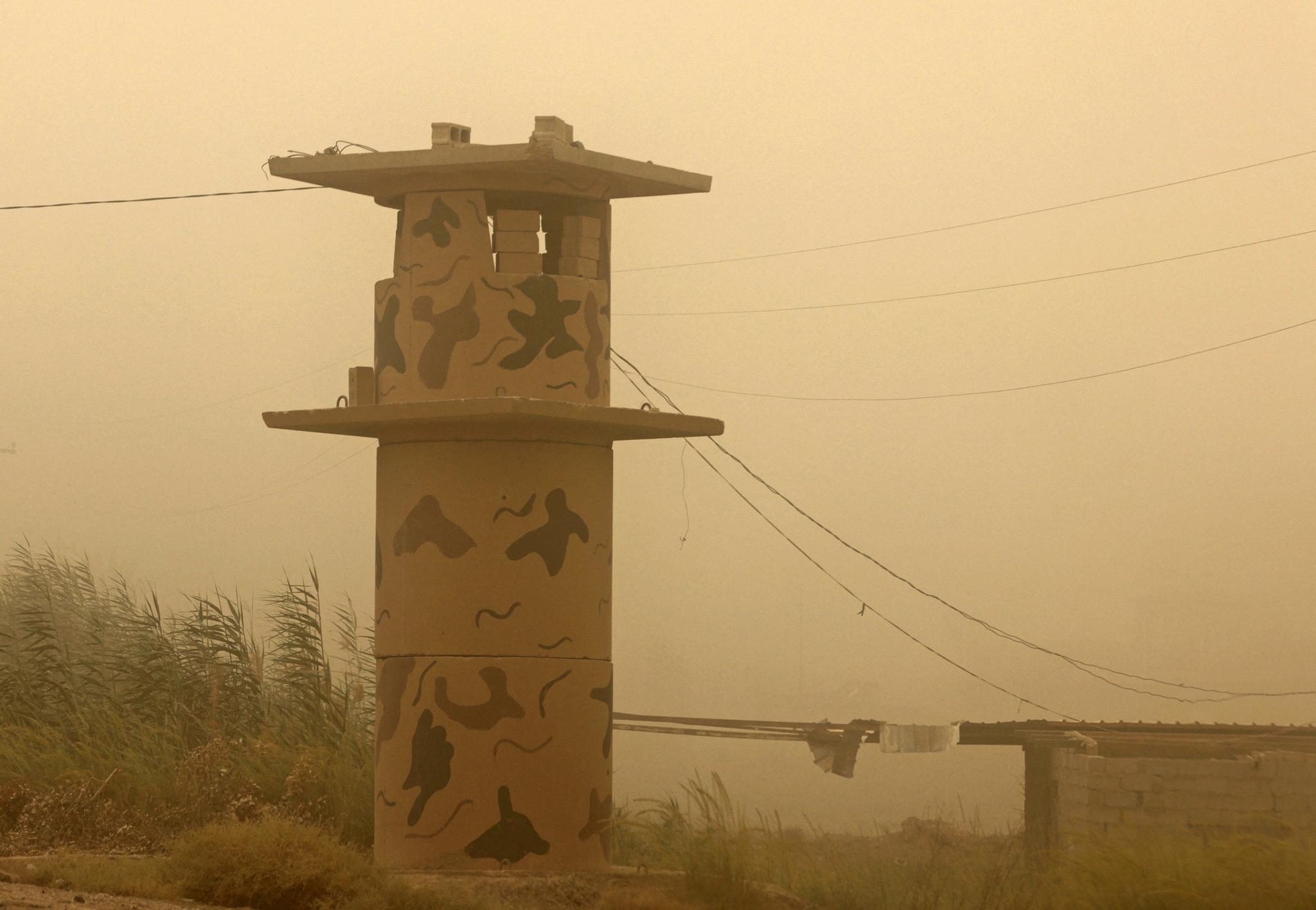 بەھۆی خۆڵبارینەوە ٥٠٠ کەس لە عێراق ڕەوانەی نەخۆشخانەکان کراون