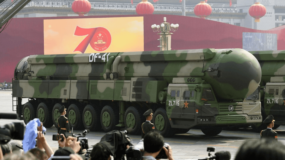 پێنج مووشەکی بالیستی چین بەر ناوچەیەکی ژاپۆن کەوتوون