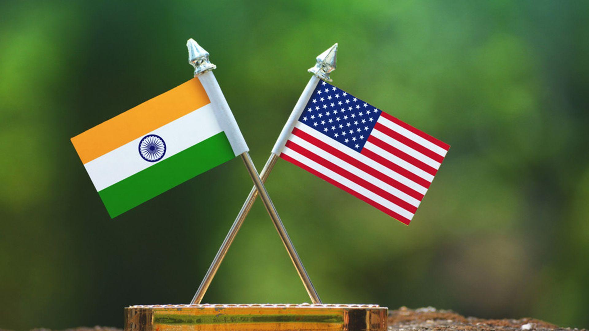 هیندستان رێککەوتنی کڕینی چەکی ئەمریکی راگرت؛ یەکەم وەڵامدانەوە بۆ باجەکانی ترەمپ