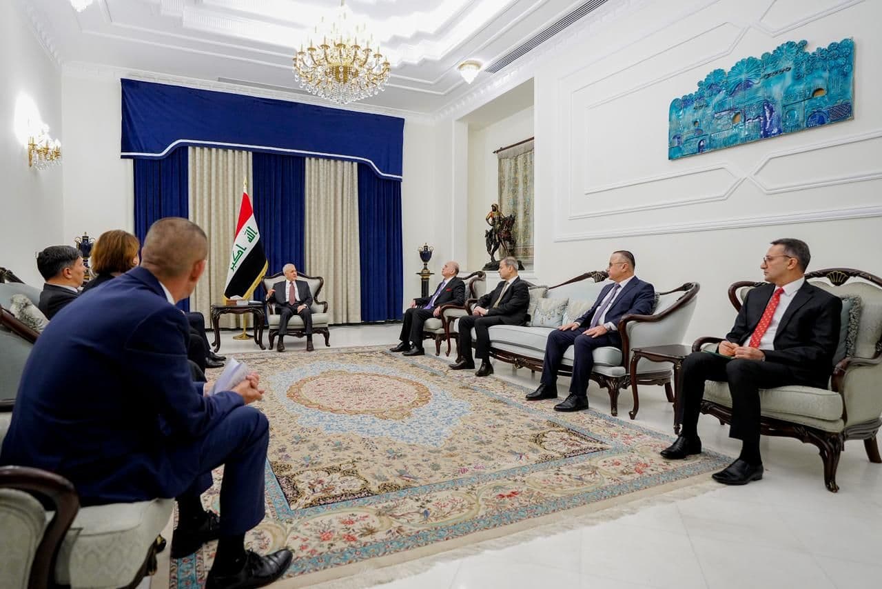 article gallery image