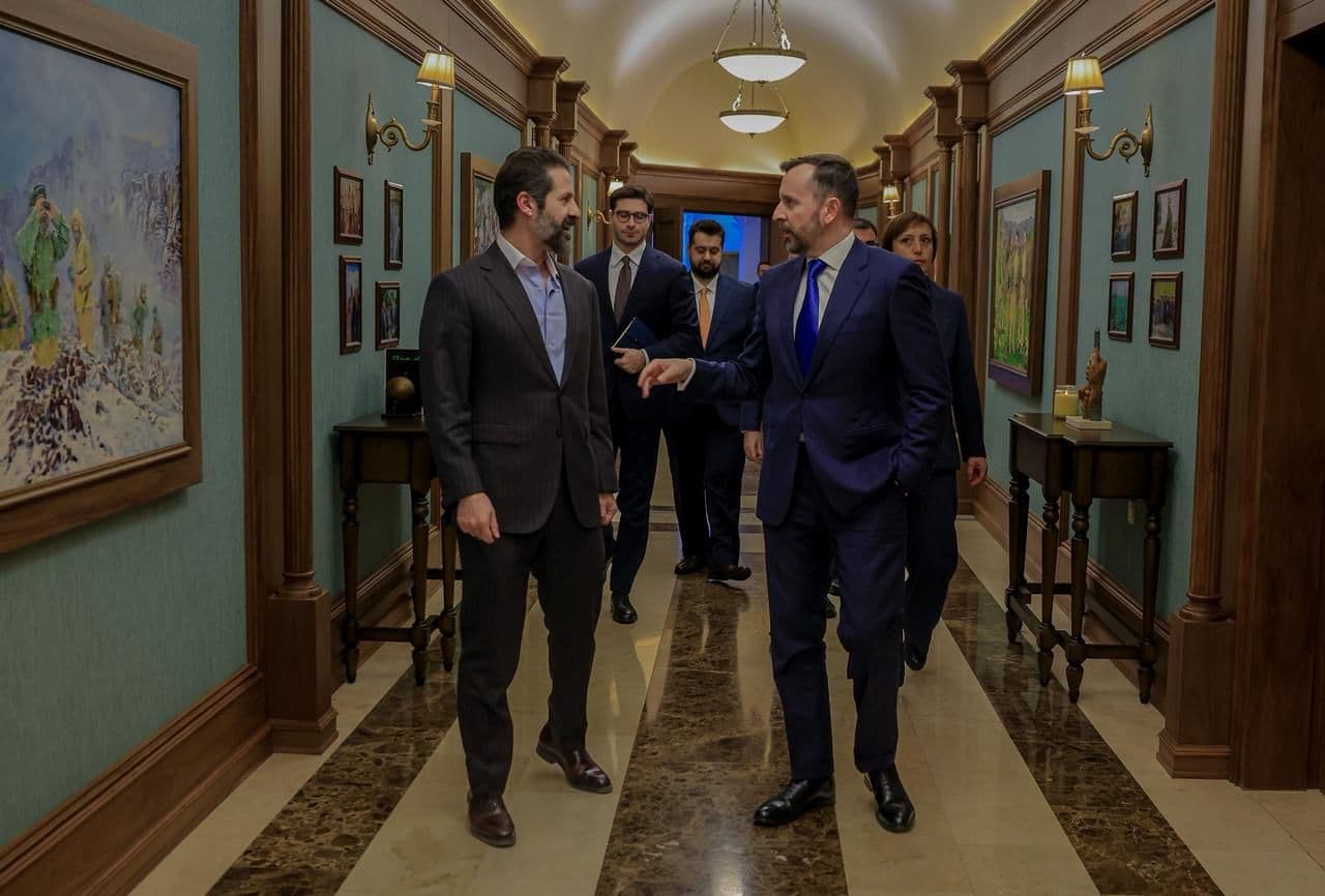 article gallery image