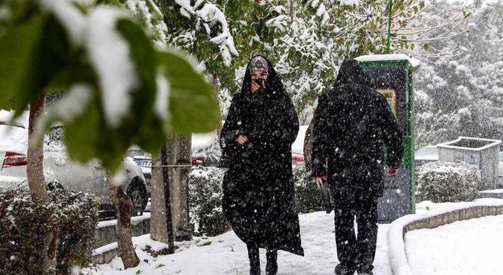 کەشناسی ئێران ھۆشداری لە شەپۆلێکی بەفر و باران دەدات