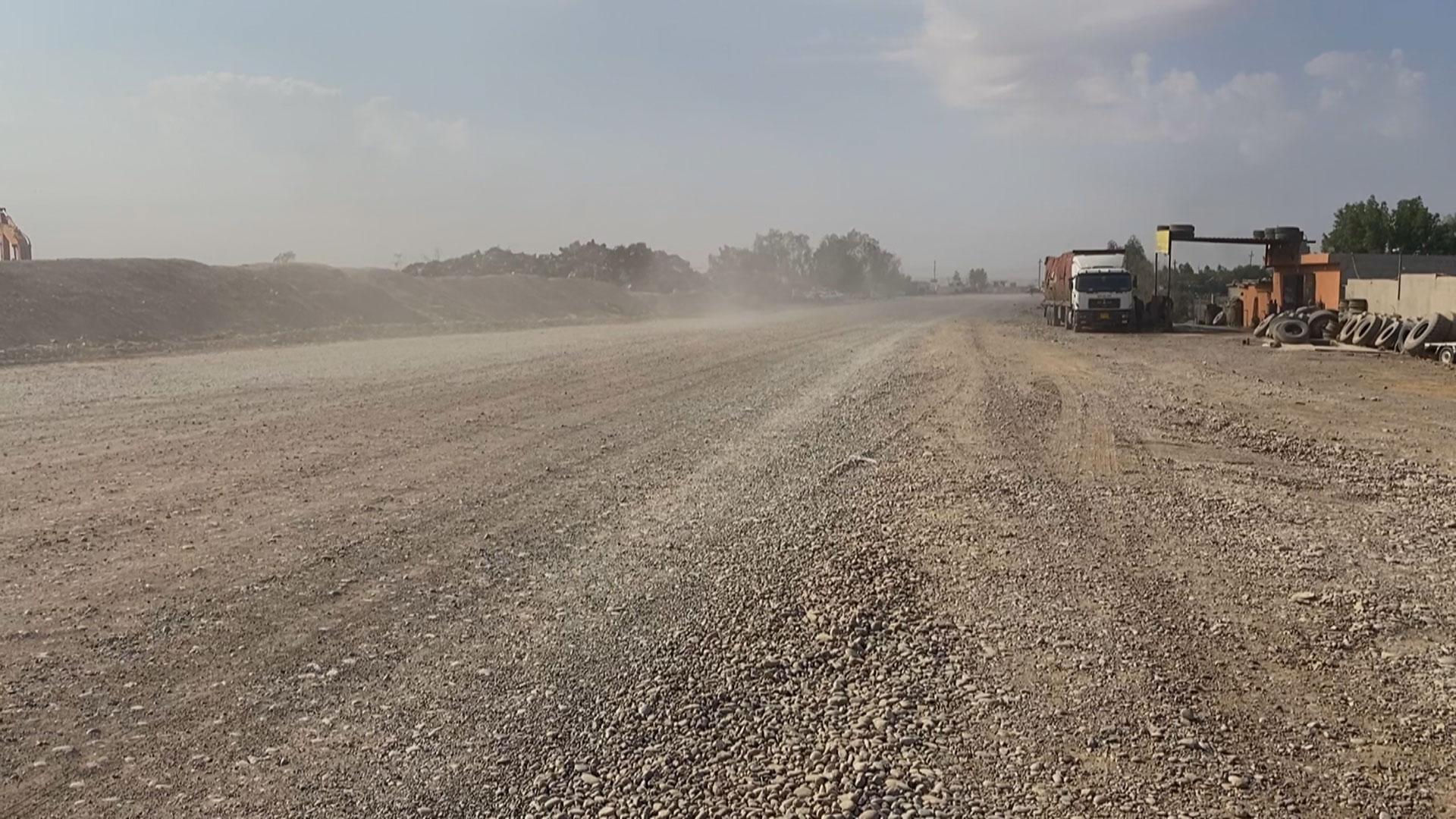 دوو مانگە ڕێگای دەروازەی کفری کاری تێدا دەکرێت و تەواو نەبووە