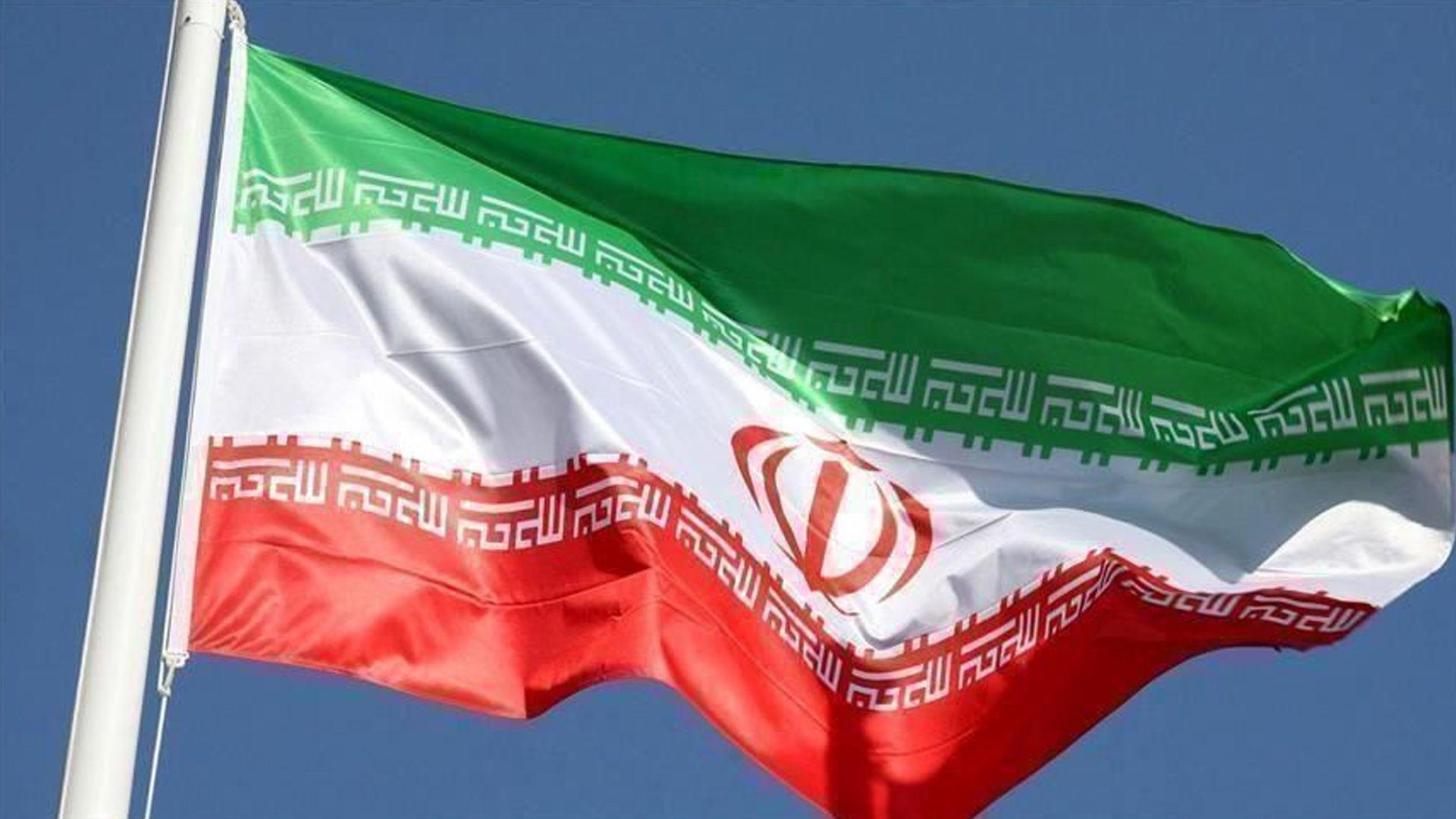 ئێران داوا لە هاووڵاتیانی دەكات وڵاتانی كەنداو بەجێبهێڵێن 
