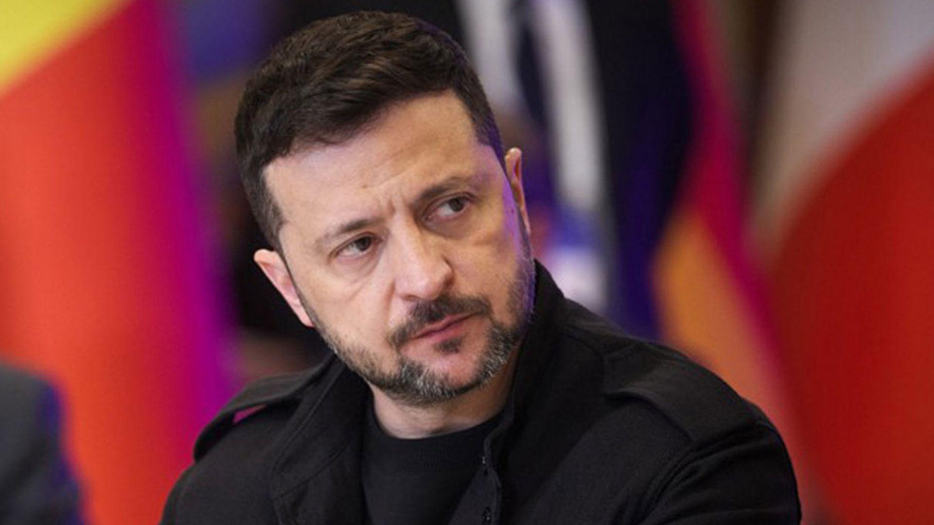 زێلێنسکی: روسیا درۆنی خۆکوژ بۆ ئێران دابین دەکات