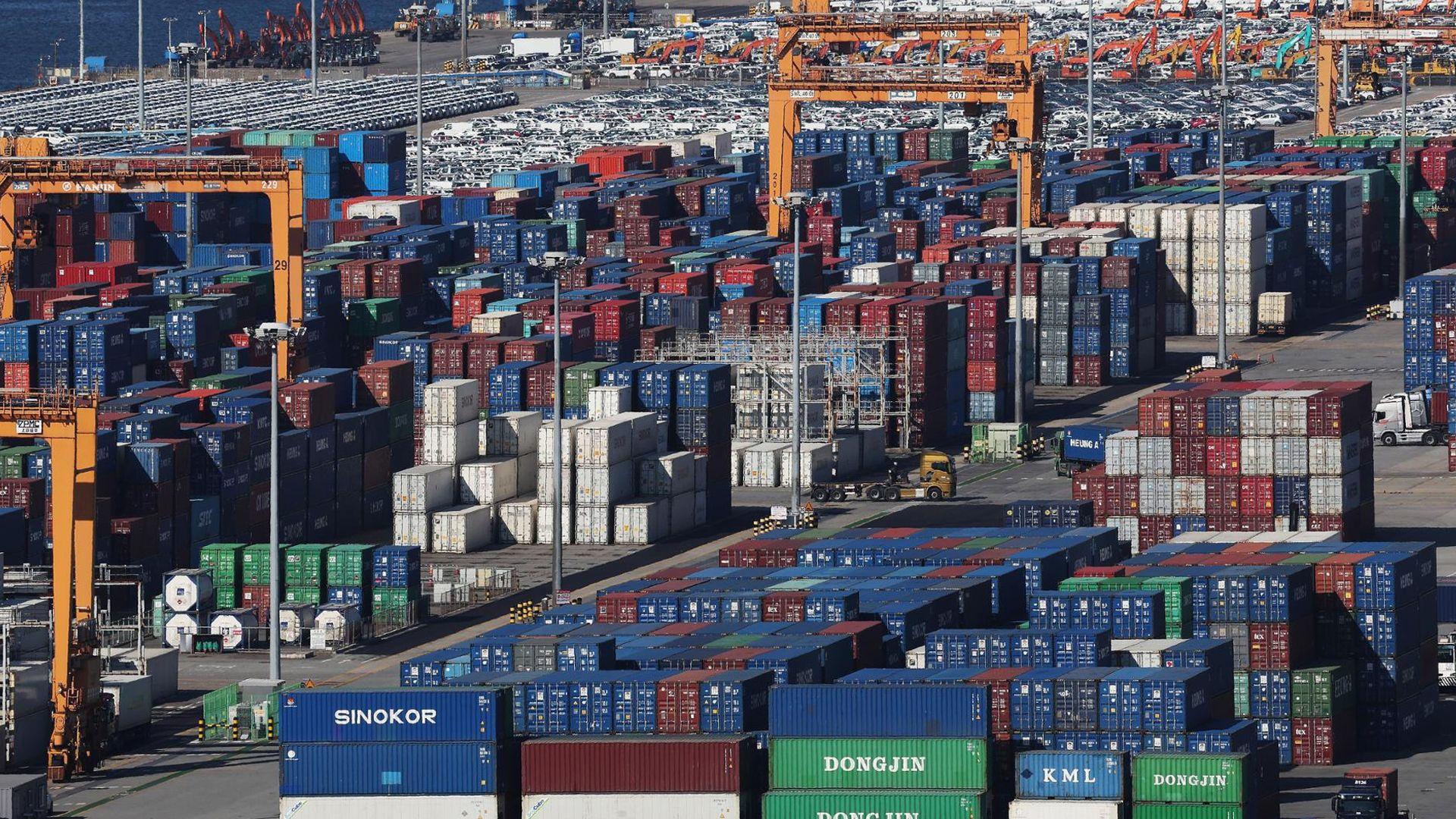 بۆ یەکەمجار لە مێژوی وڵاتەکەدا؛ هەناردەی ساڵانەی کۆریای باشوور 700 ملیار دۆلاری تێپەڕاند