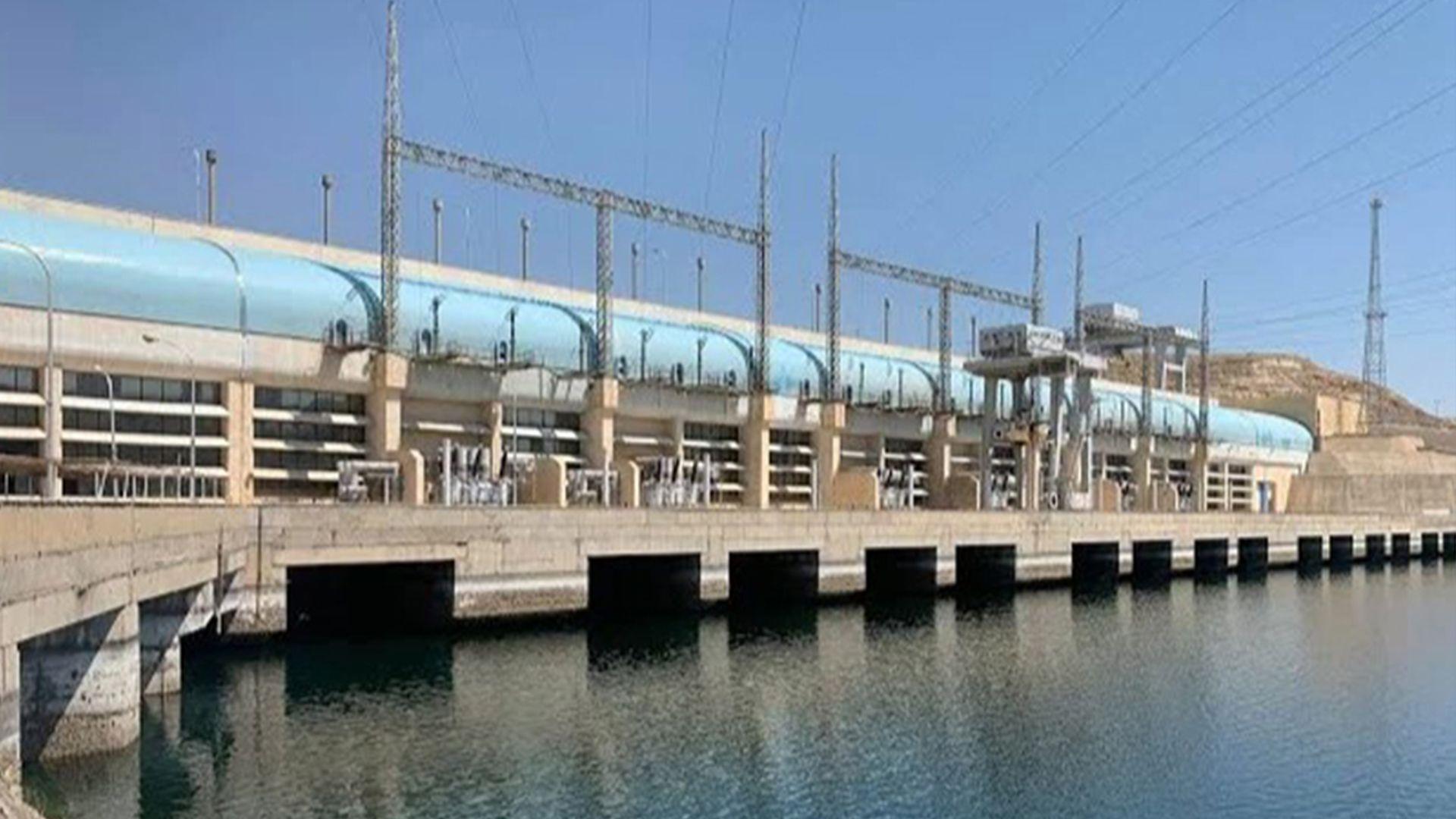 فڕۆكە جەنگییەكانی توركیا هاووڵاتیانی مەدەنییان لە بەنداوی تشرین بۆردومانكرد