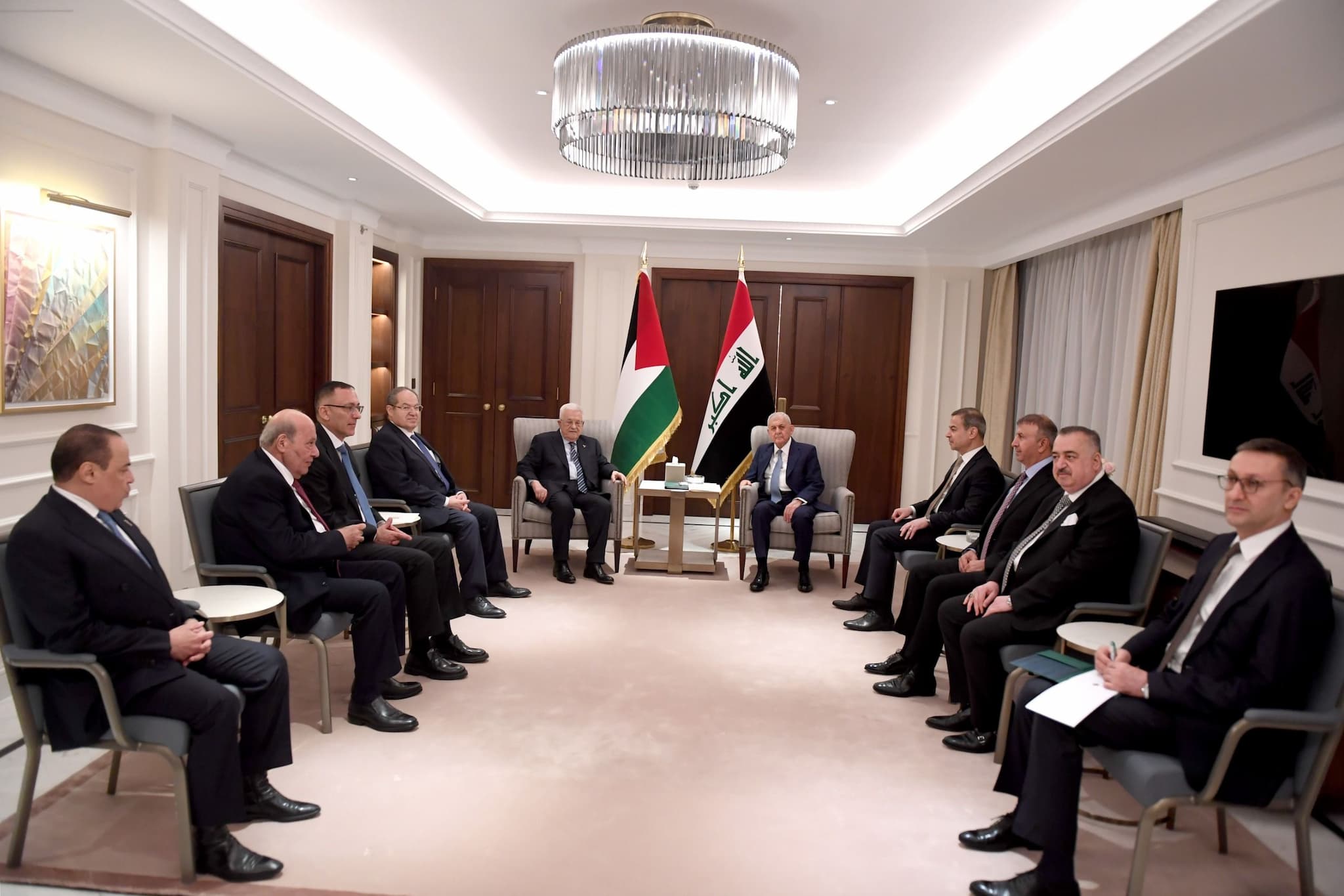 article gallery image